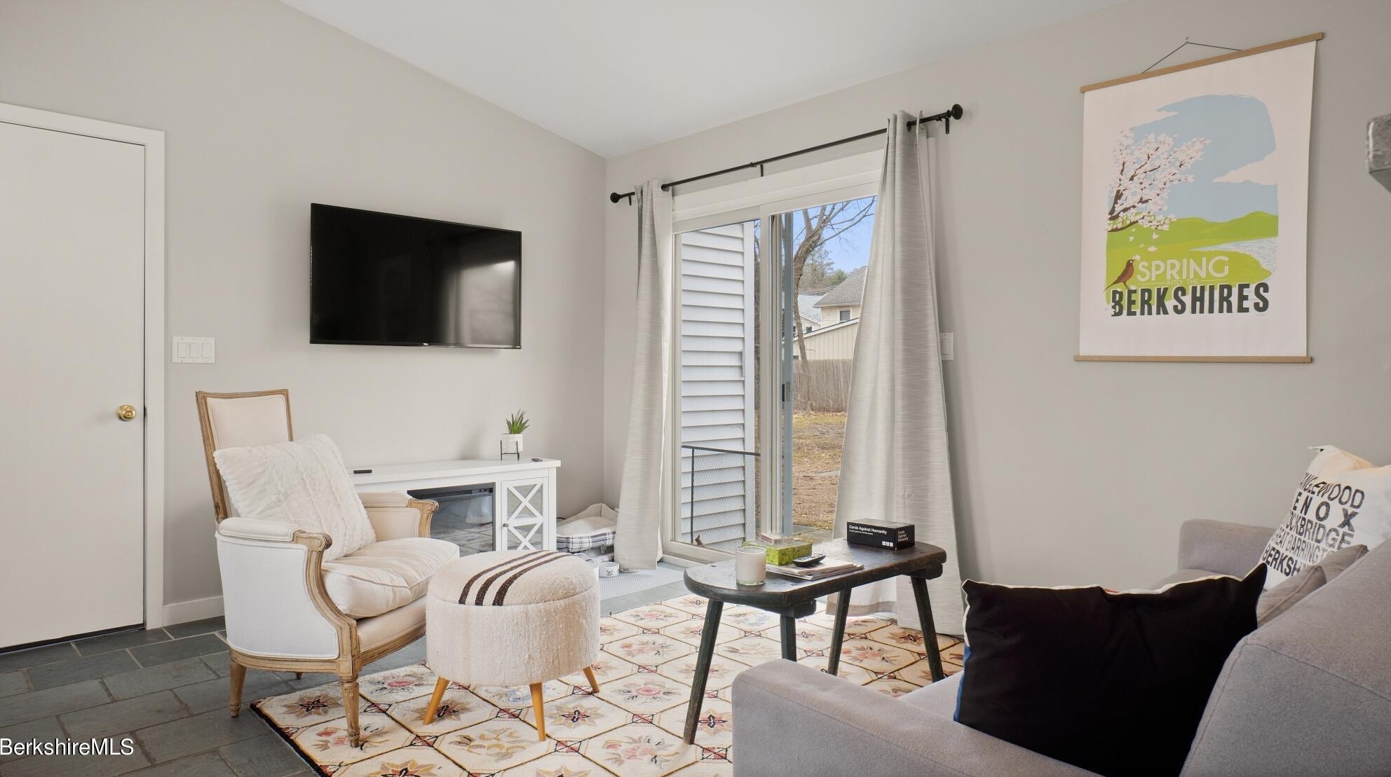 24 Manville St, Alford MA 01230-1912 exterior