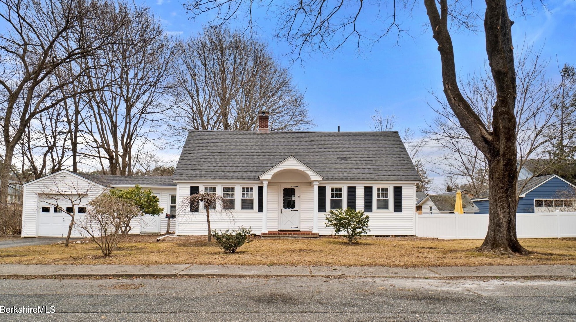 24 Manville St, Alford, MA 01230 exterior