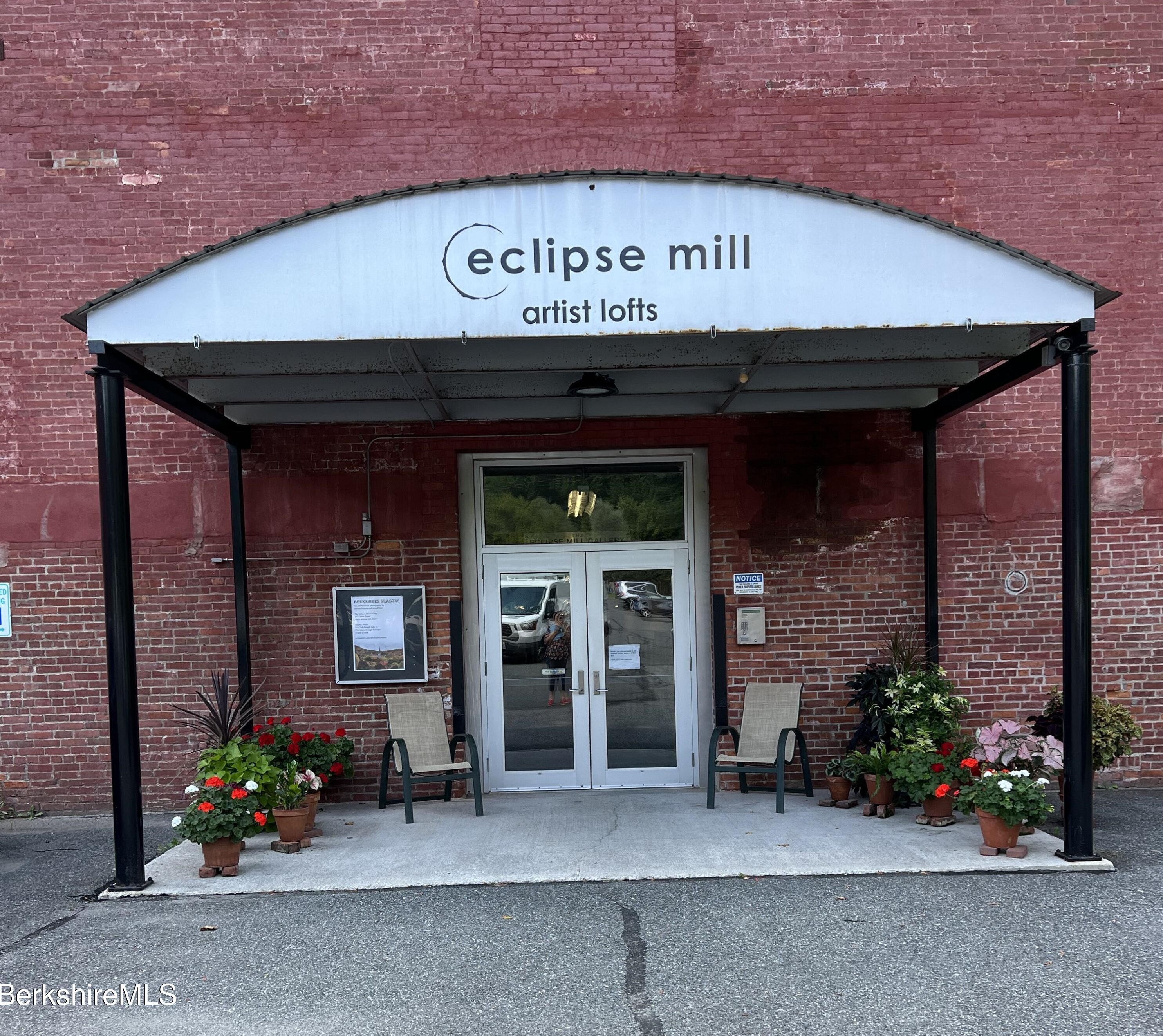 243 Union St #303, Clarksburg, MA 01247