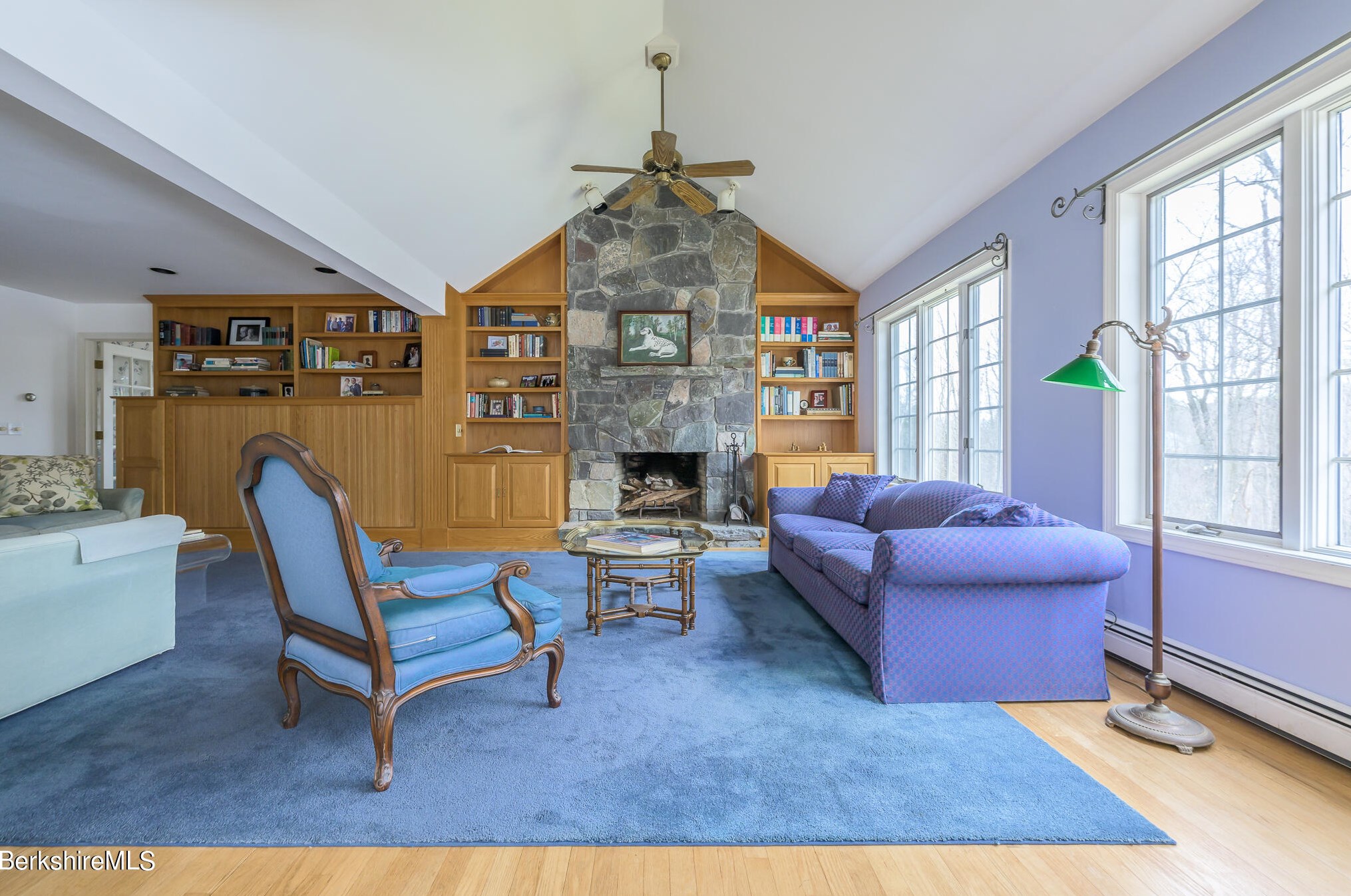 3 Woodland Cir, Pittsfield MA 01201-5793 exterior