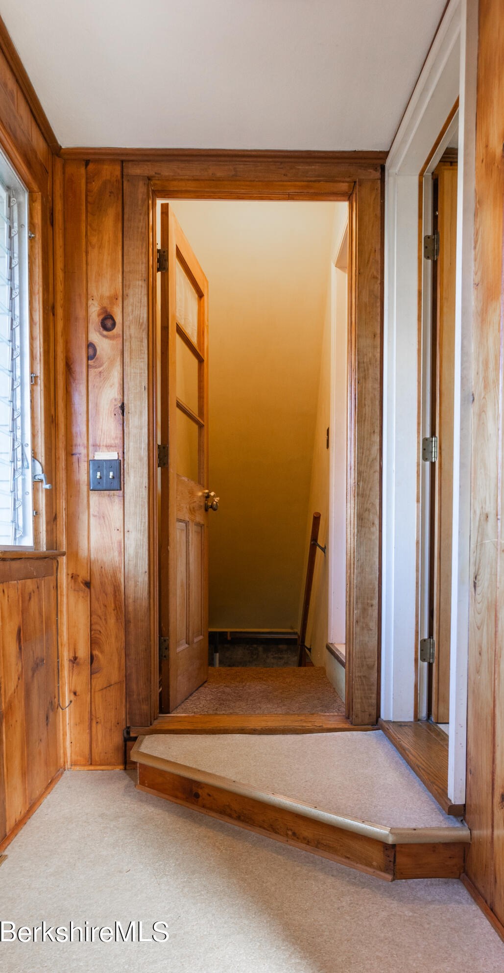 42 Lillian St, Pittsfield MA 01201-5652 exterior