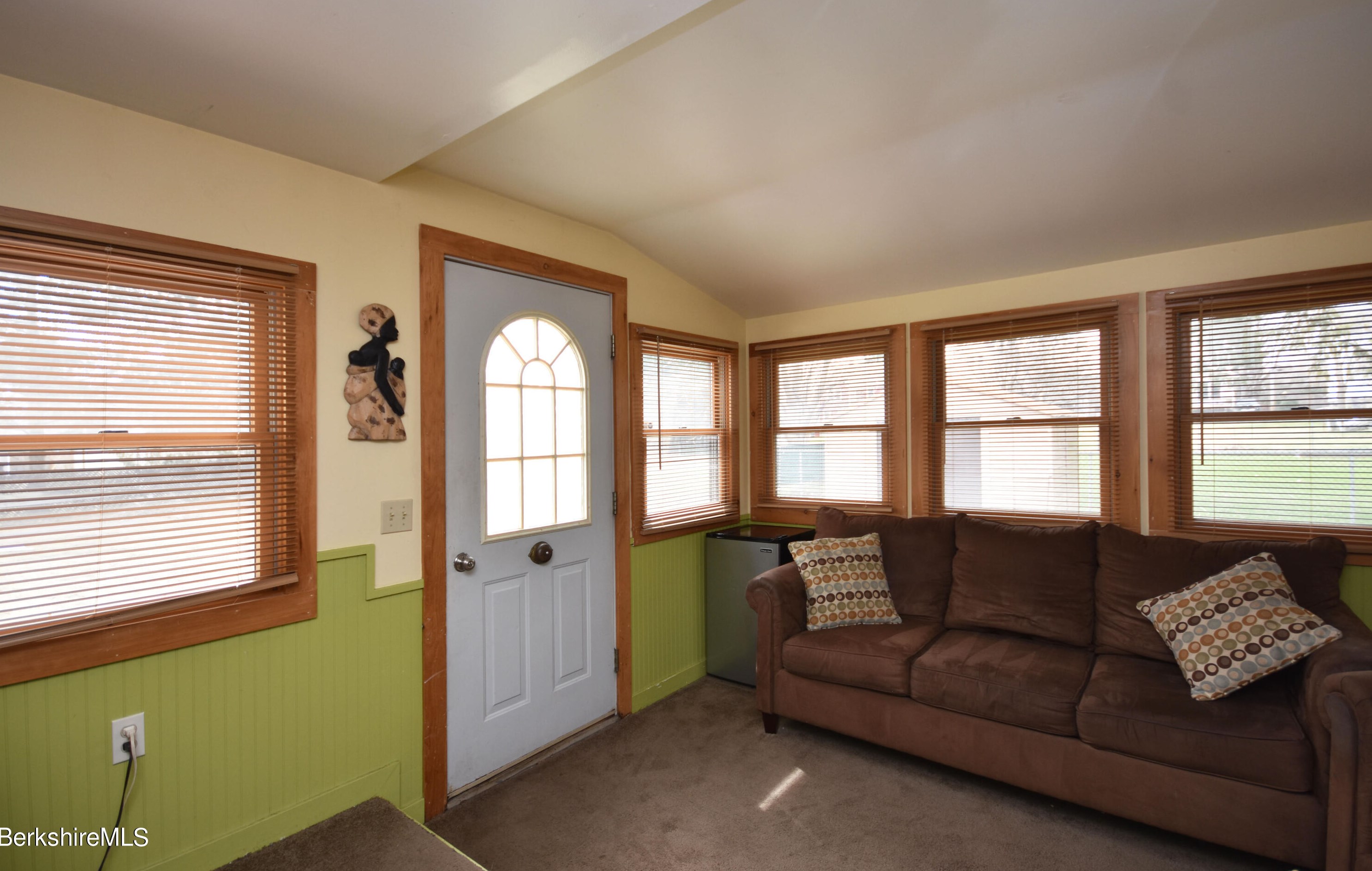 27 Westover St, Pittsfield MA  01201-7255 exterior