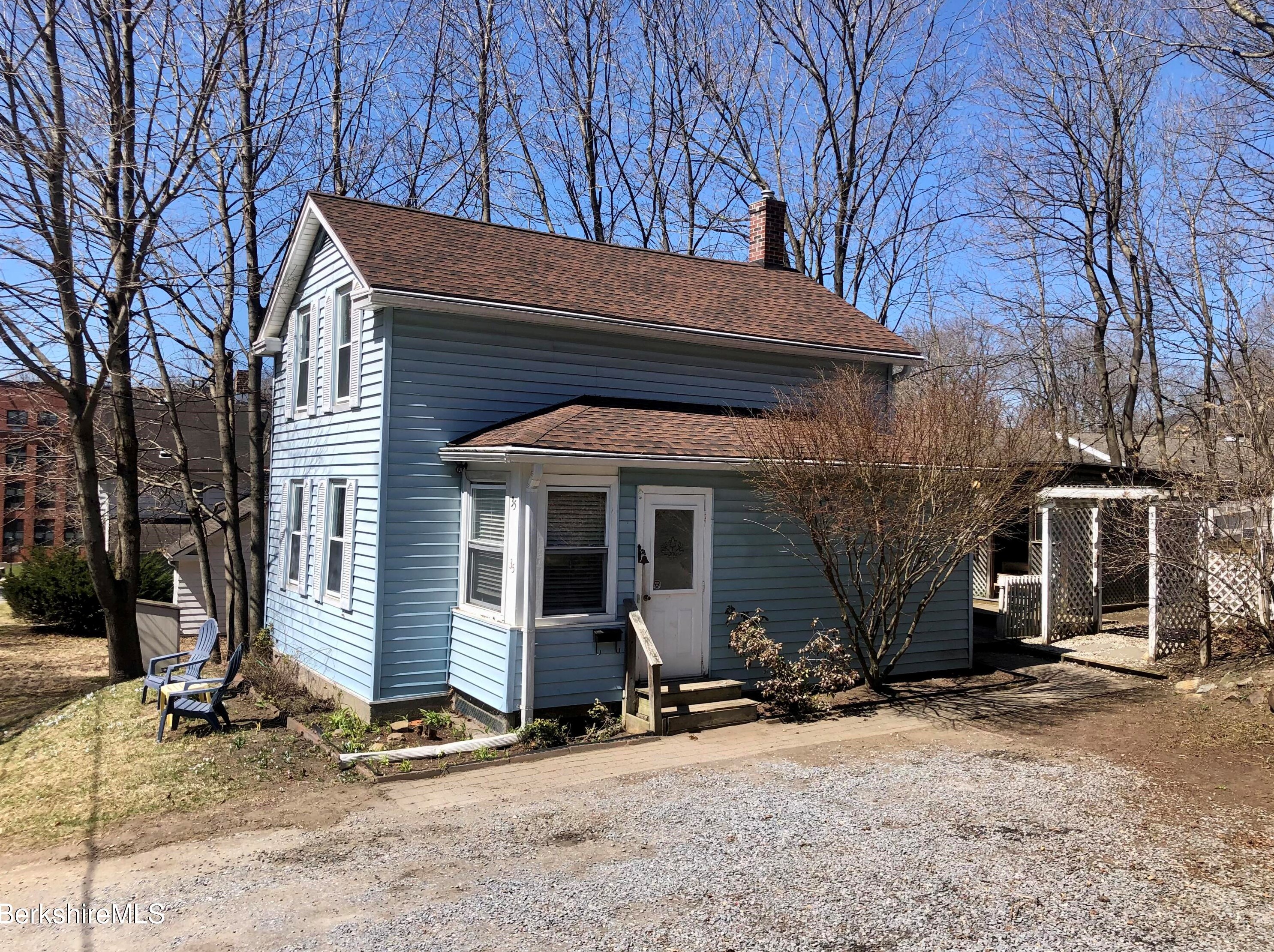 35 River St, Dalton, MA 01226 exterior