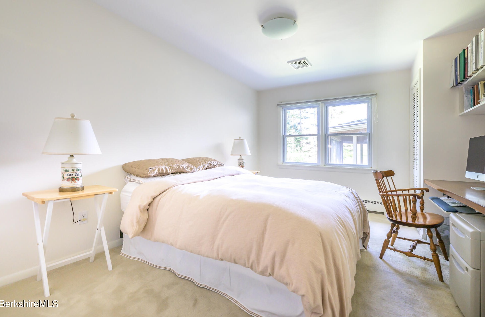 29 Valentine Rd, Pittsfield MA 01201-3042 exterior