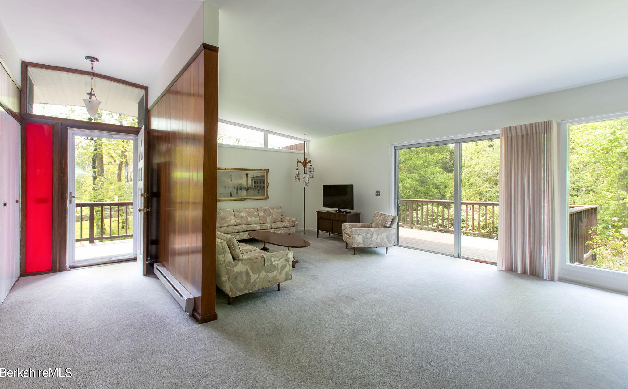 238 Old Stockbridge Rd, Lenox, MA 01240