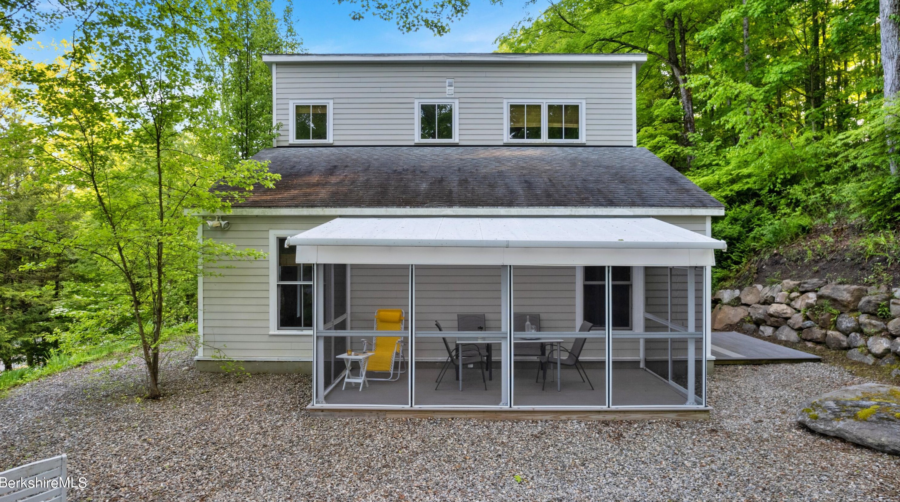 30 Mahkeenac Rd, Stockbridge, MA 01262