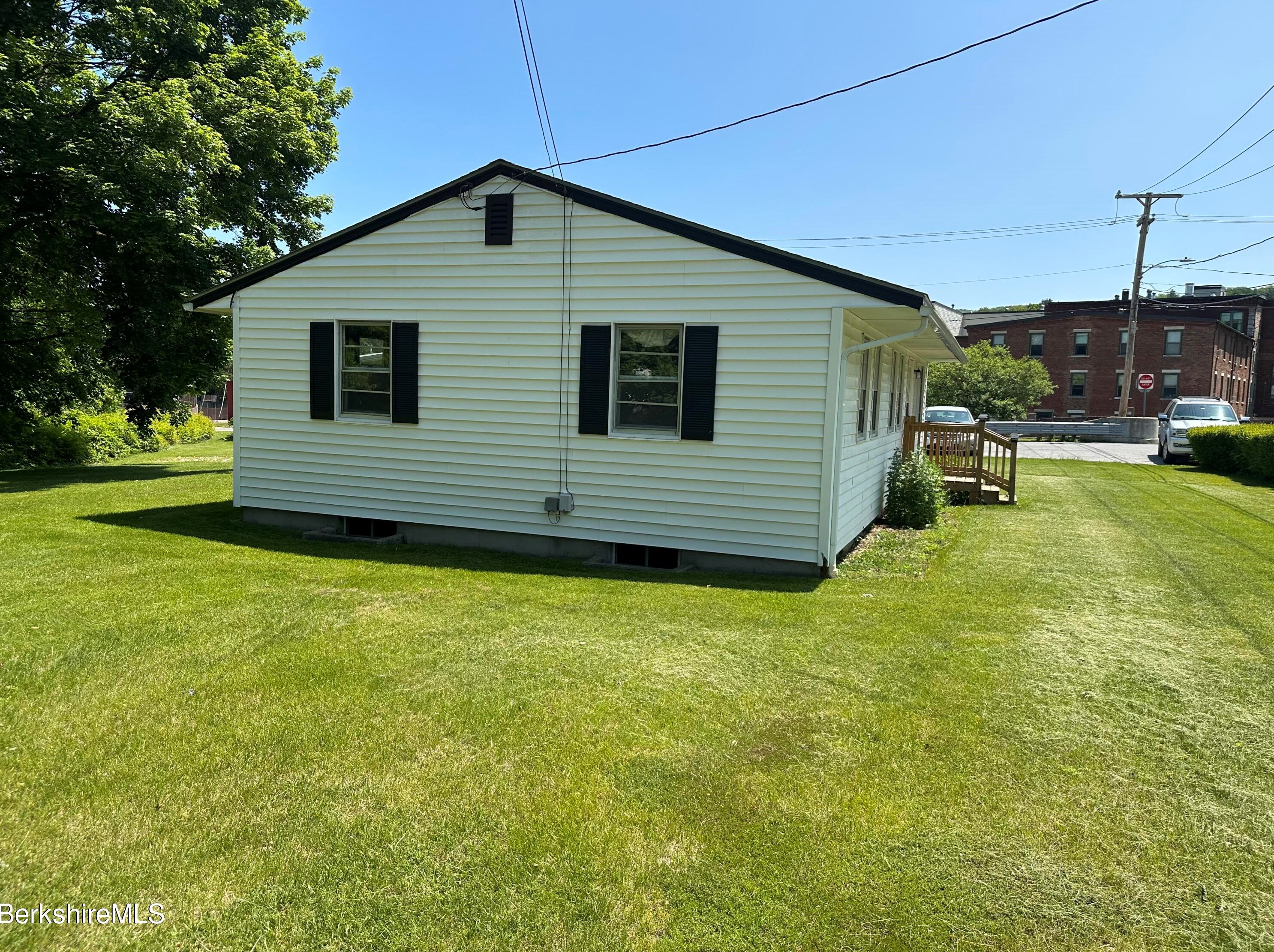 1 Harmony St, Adams, MA 01220