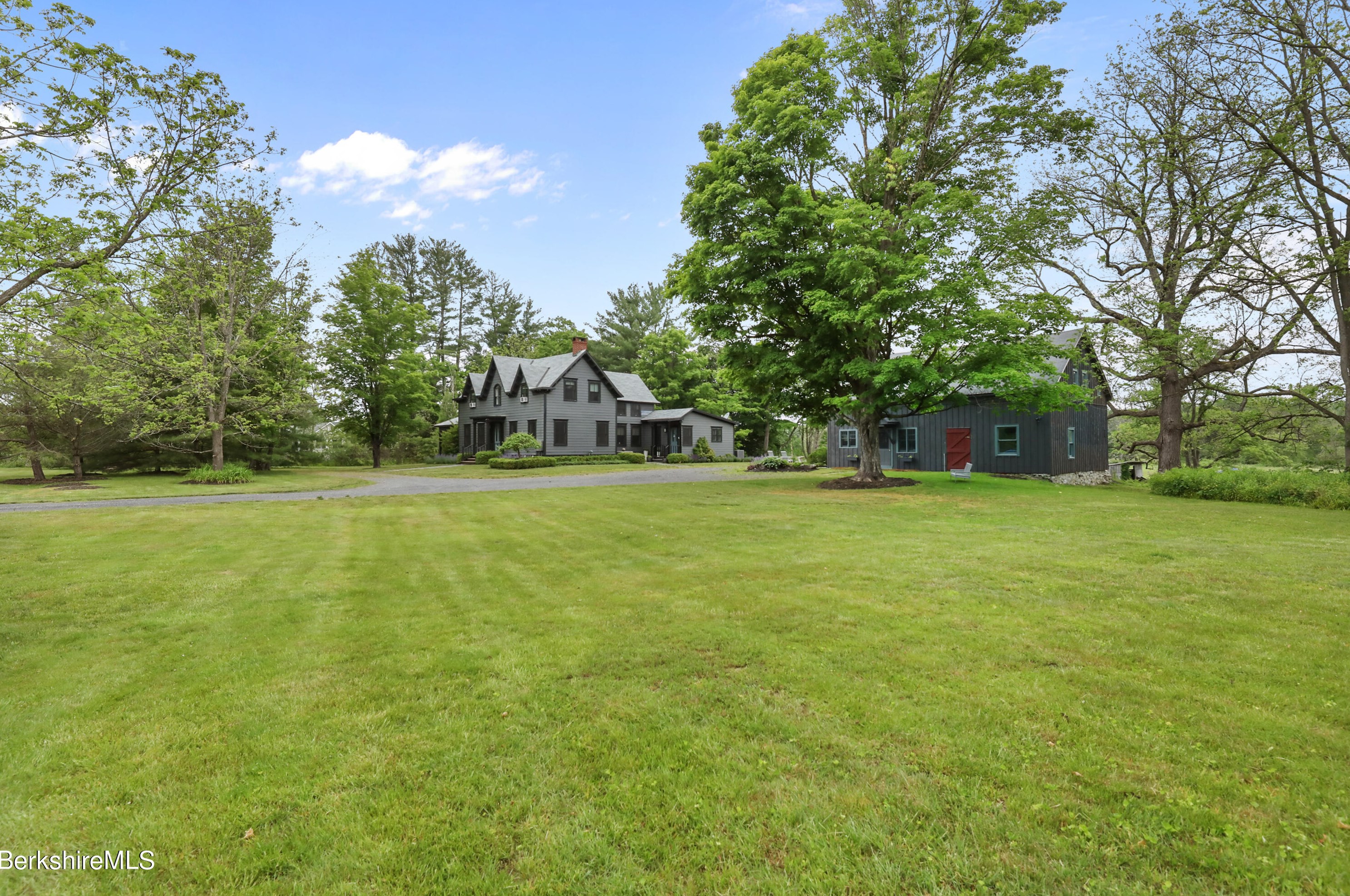 106 Egremont Plain Rd, Egremont, MA 01230 exterior