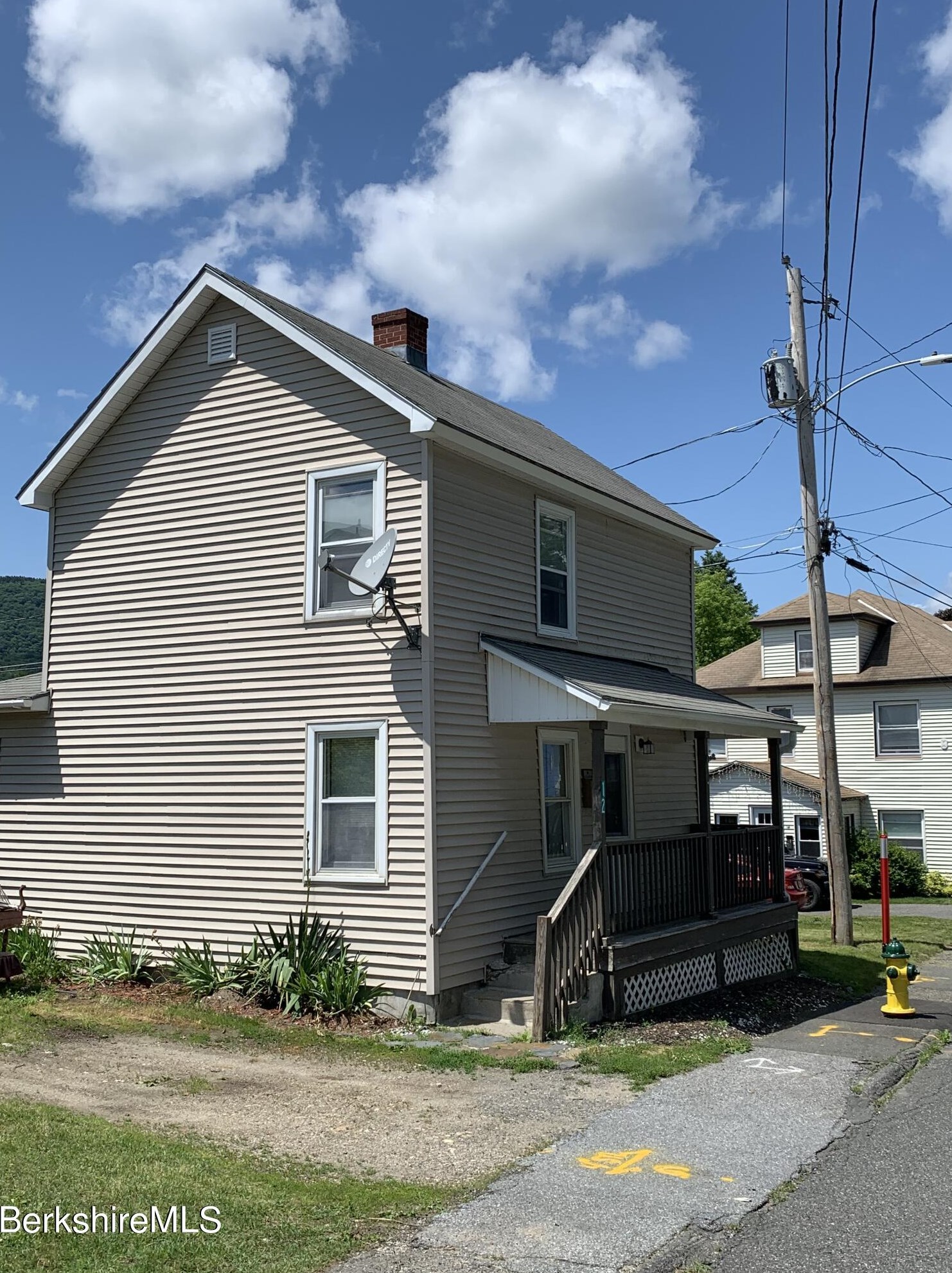 12 Richmond Ln, Adams, MA 01220