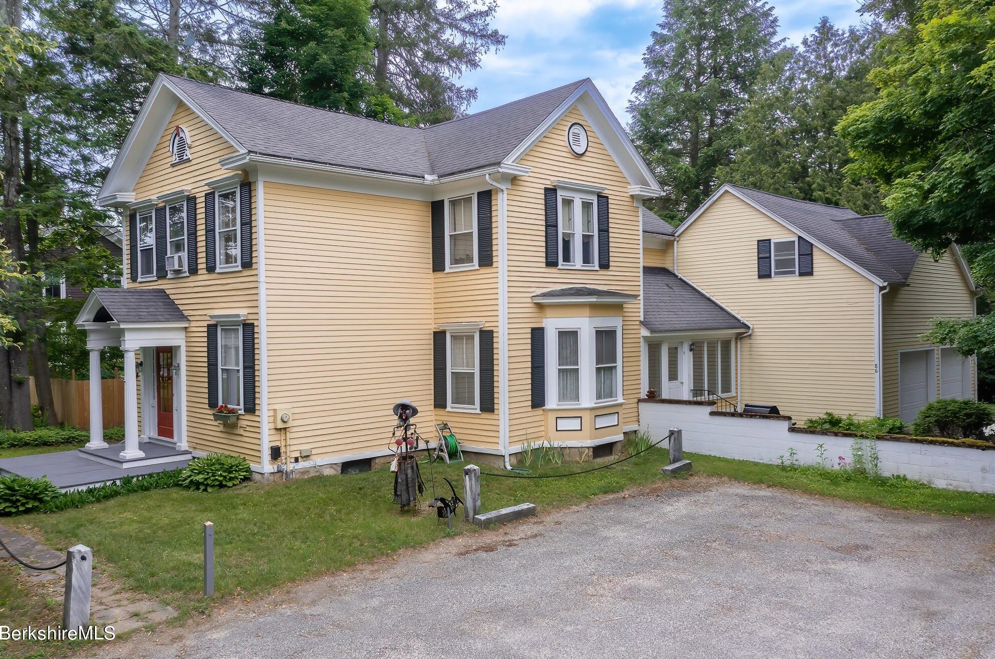 86 Main St, Sheffield, MA 01257