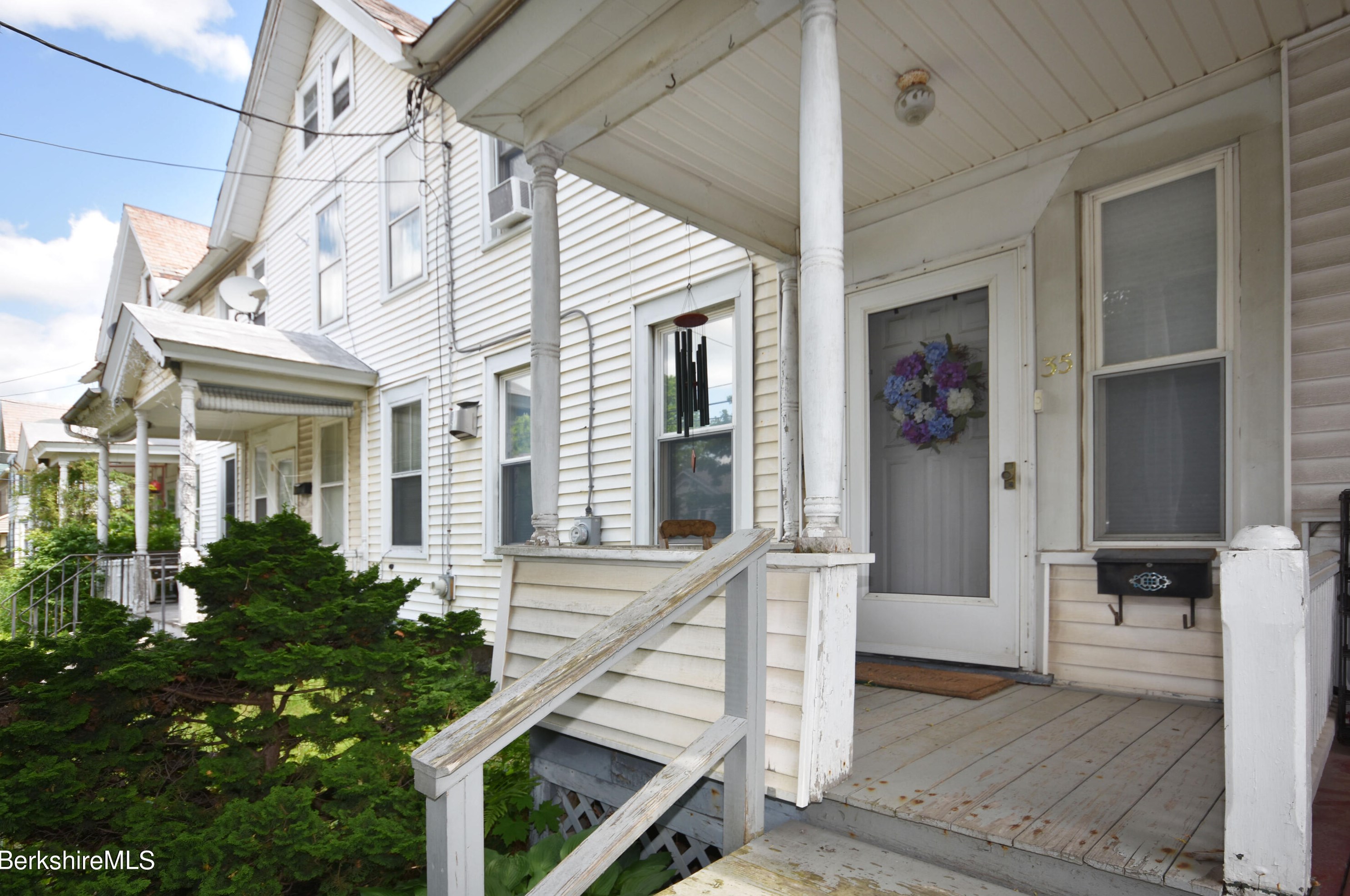 35 Summer St, Adams, MA 01220