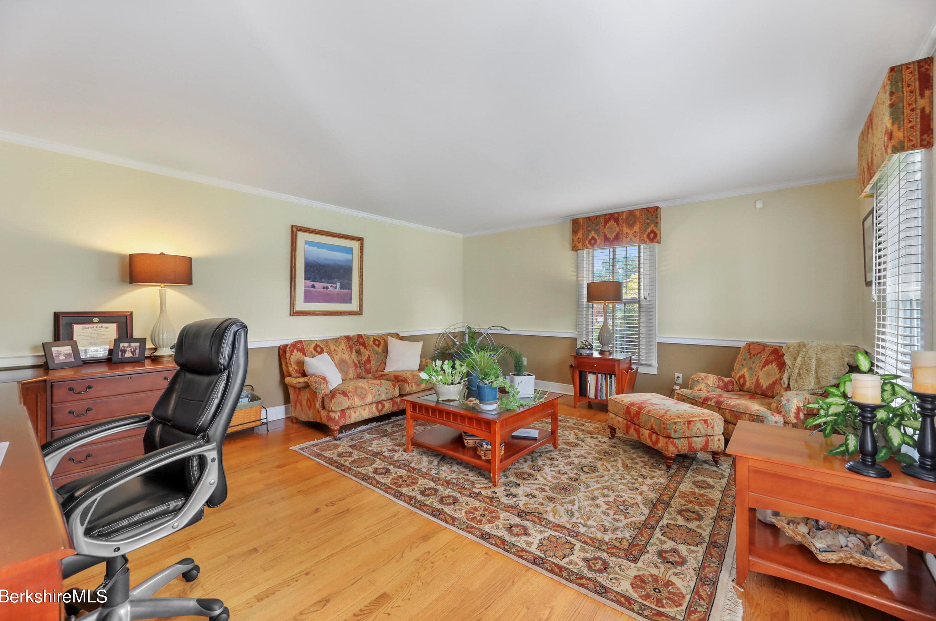 15 Filomena Dr, Pittsfield MA  01201-8438 exterior