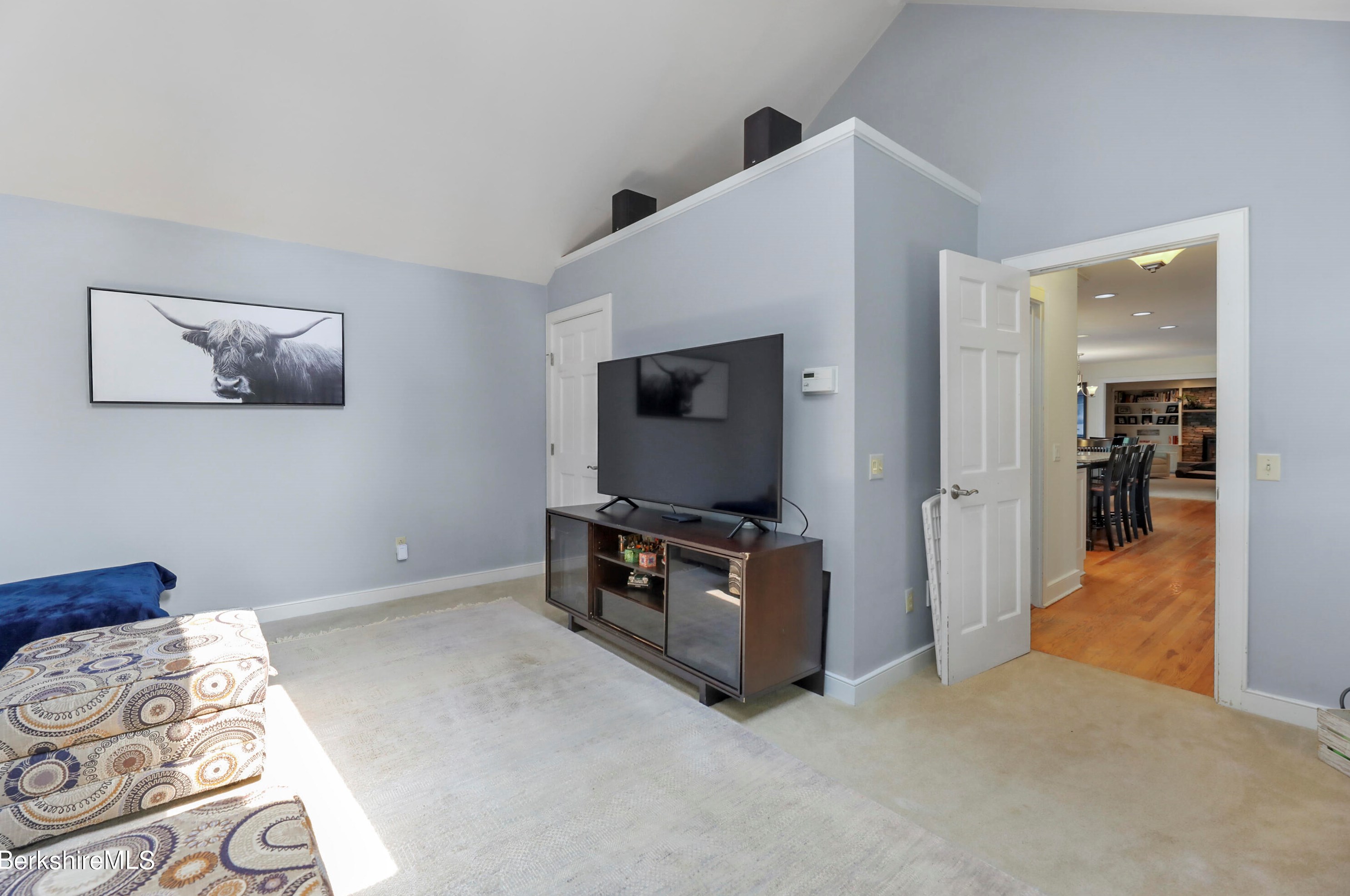 15 Filomena Dr, Pittsfield MA  01201-8438 exterior