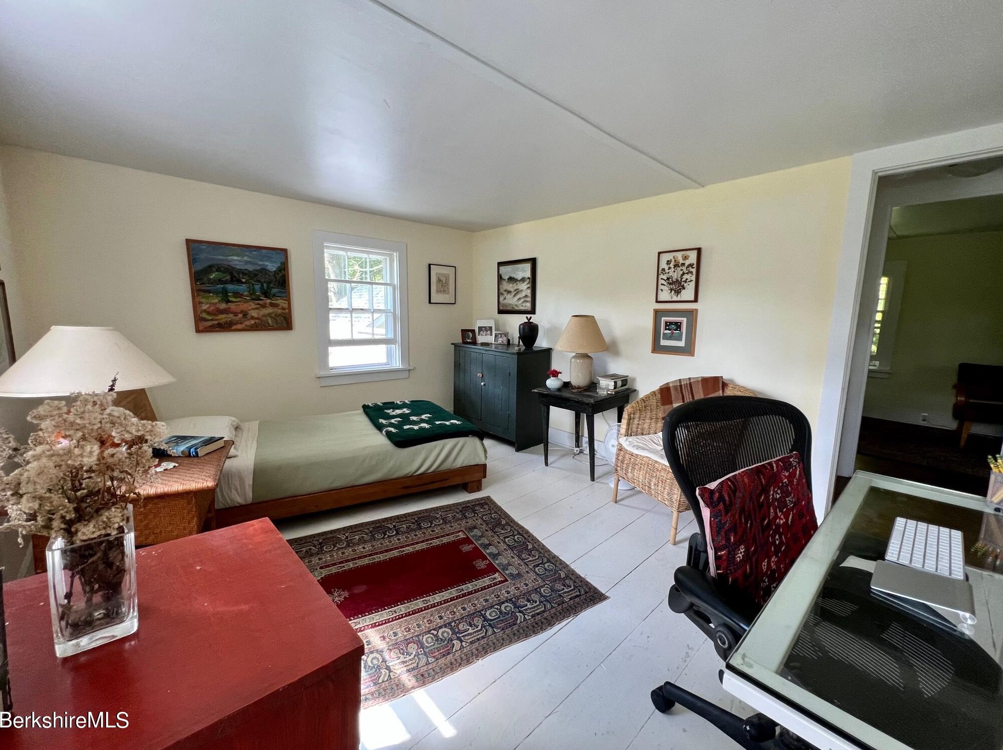 165 Monument Valley Rd, Alford MA 01230-1458 exterior