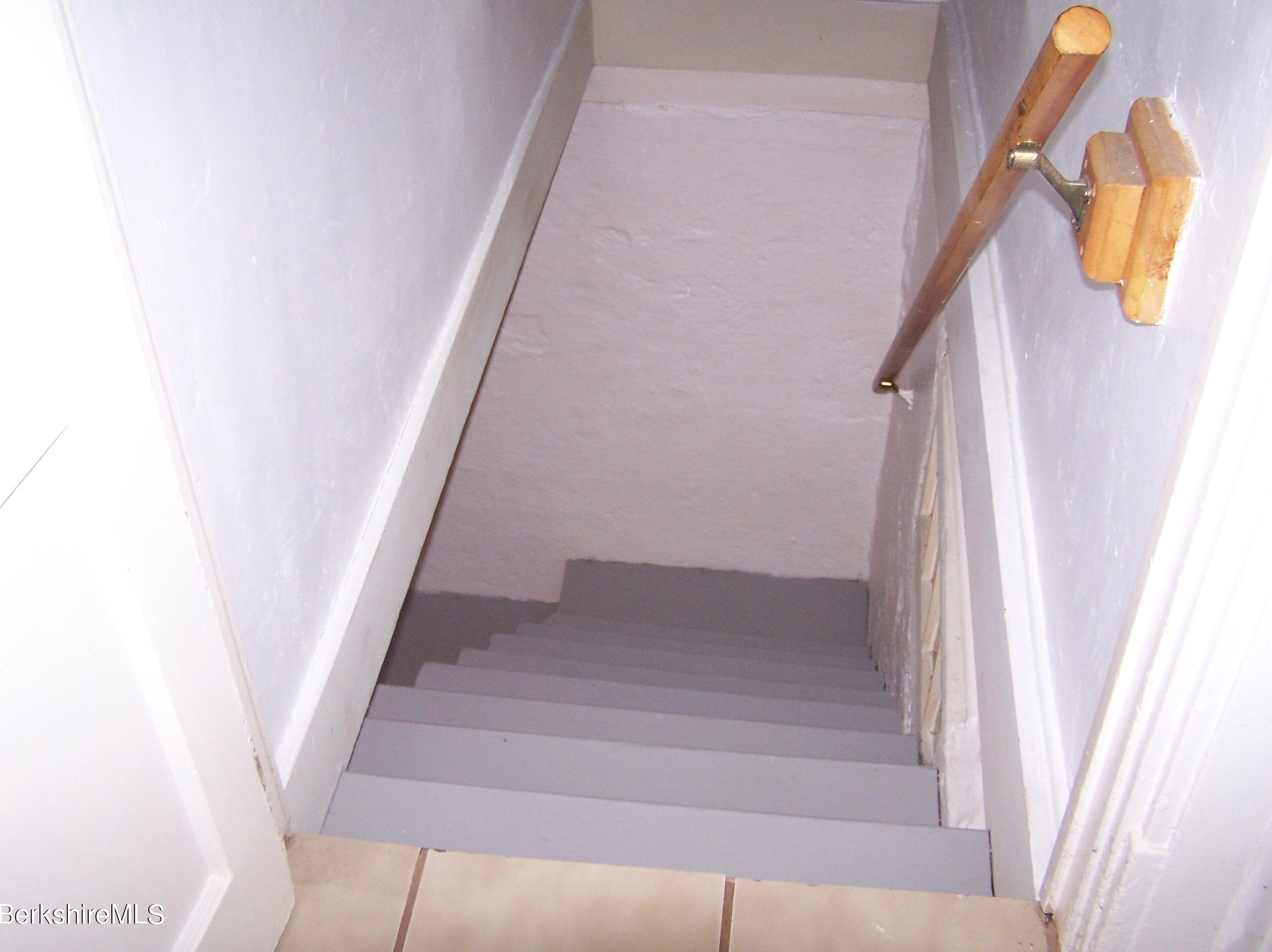 61 Elberon Ave, Pittsfield MA  01201-2840 exterior