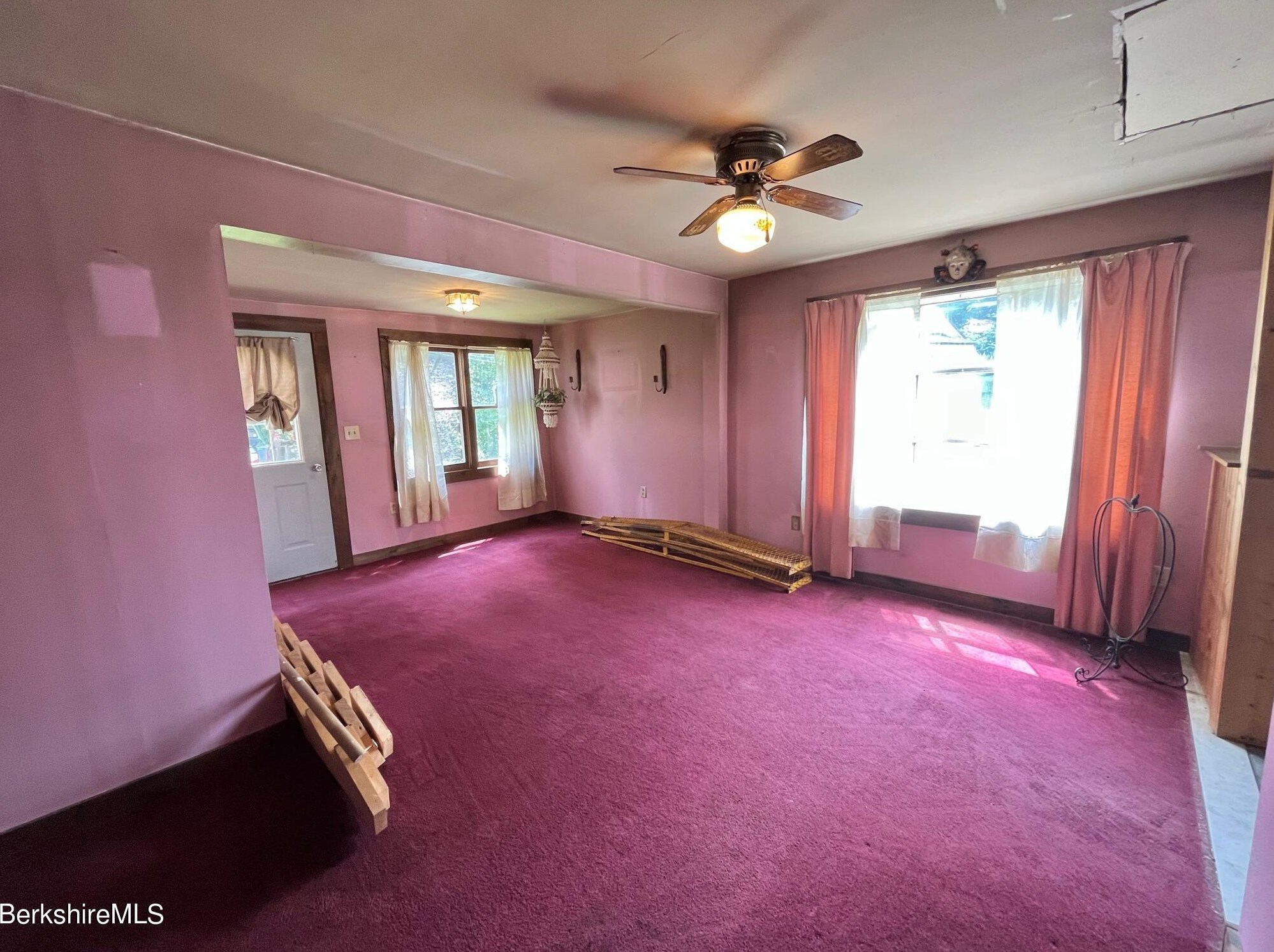 21 Ray St, Clarksburg MA 01247 exterior