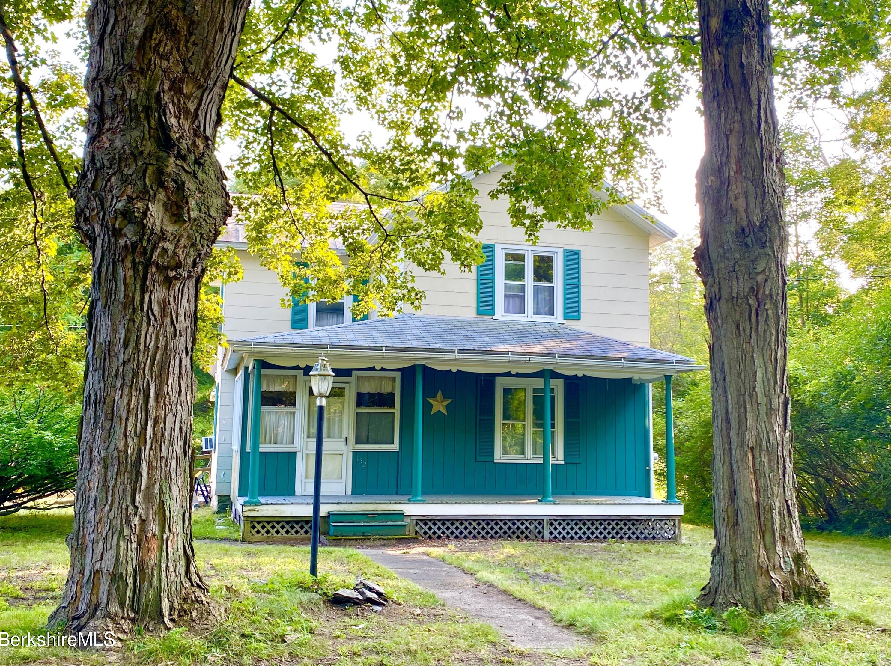 152 South St, Dalton, MA 01226-1713