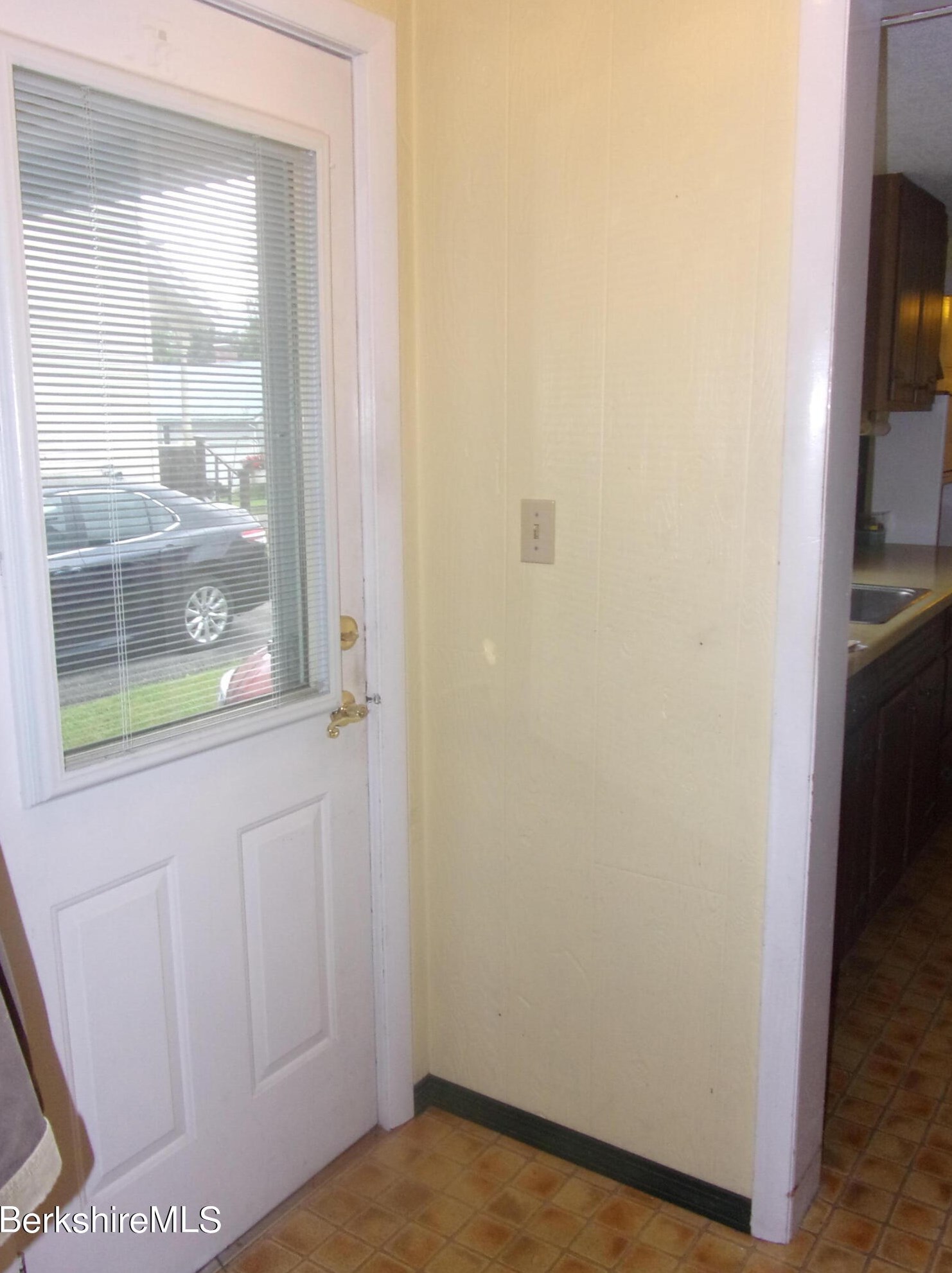 66 Hathaway St, Clarksburg MA 01247-2343 exterior