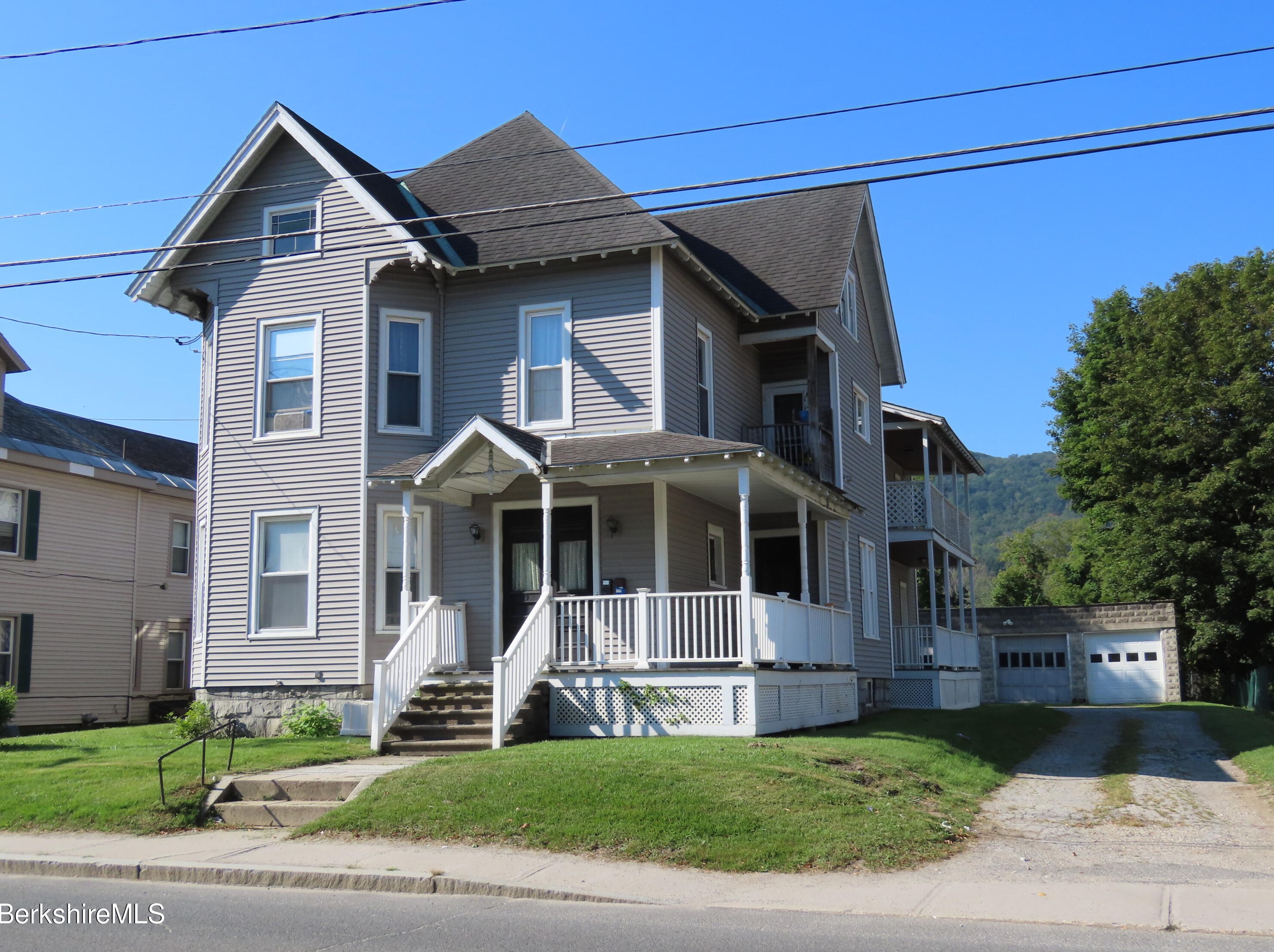 209 Ashland St, Clarksburg, MA 01247