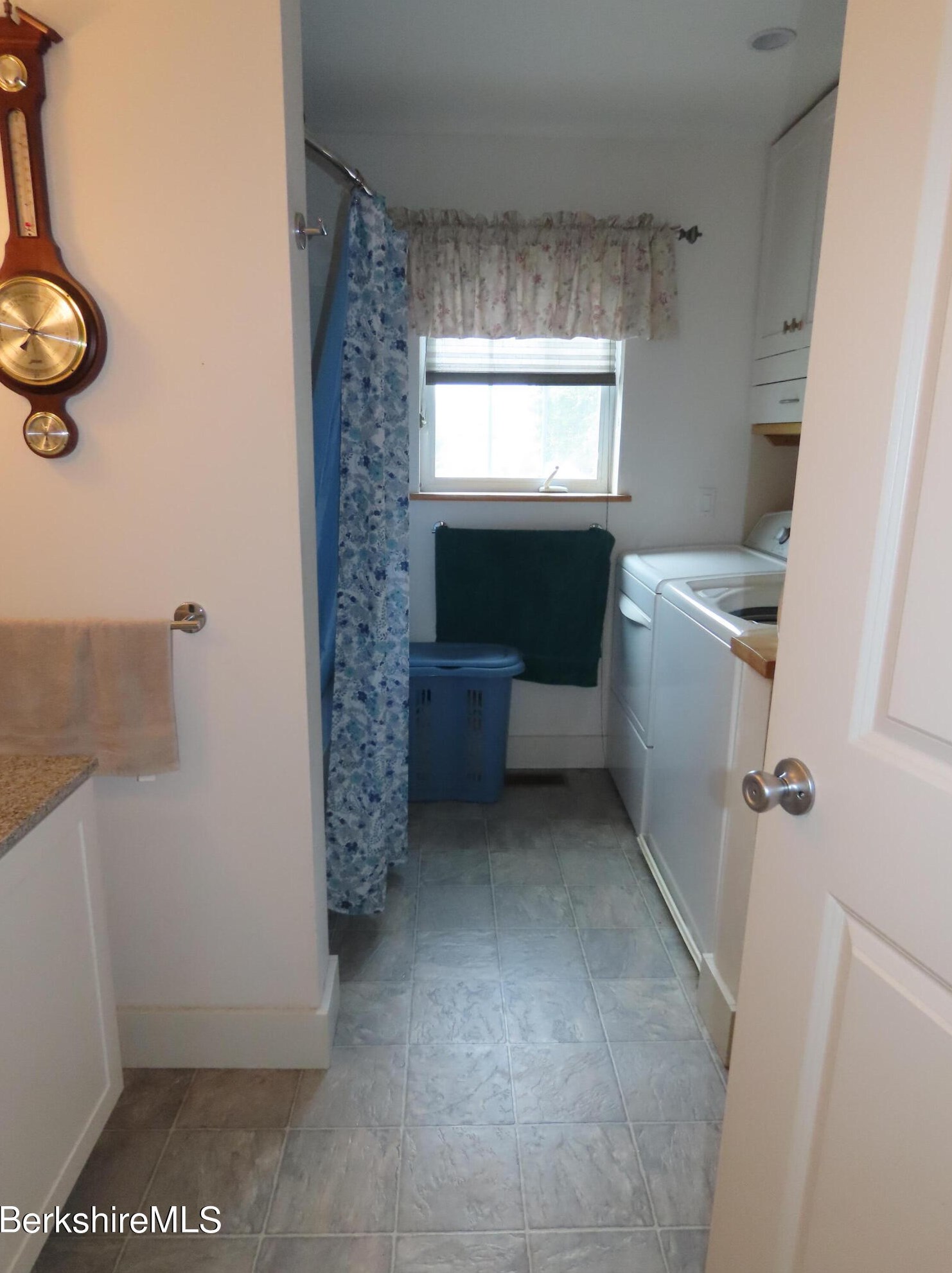 35 Taft St, Clarksburg MA 01247-3153 exterior