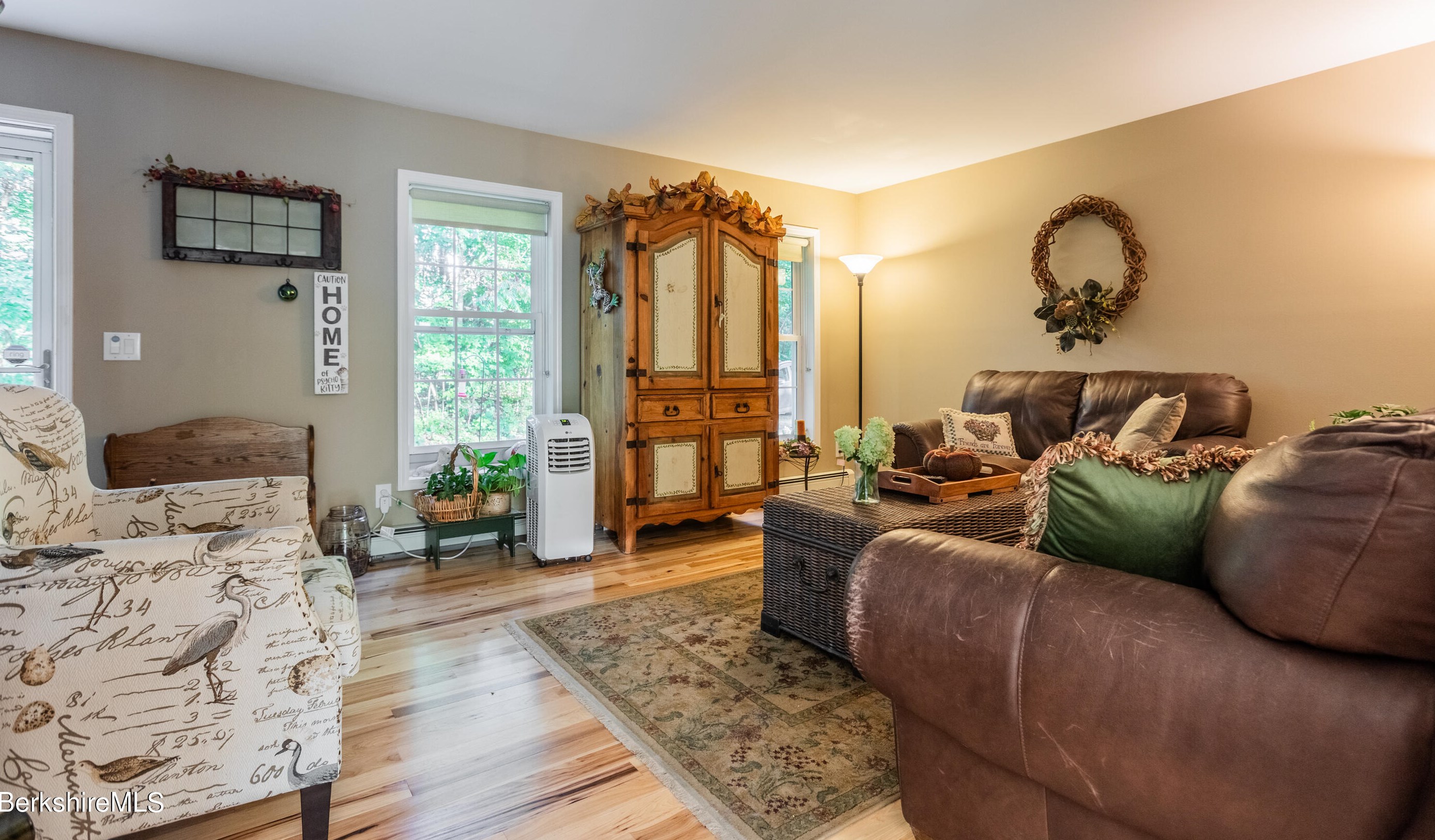 155 Scammell Ave, Pittsfield MA  01201-3435 exterior