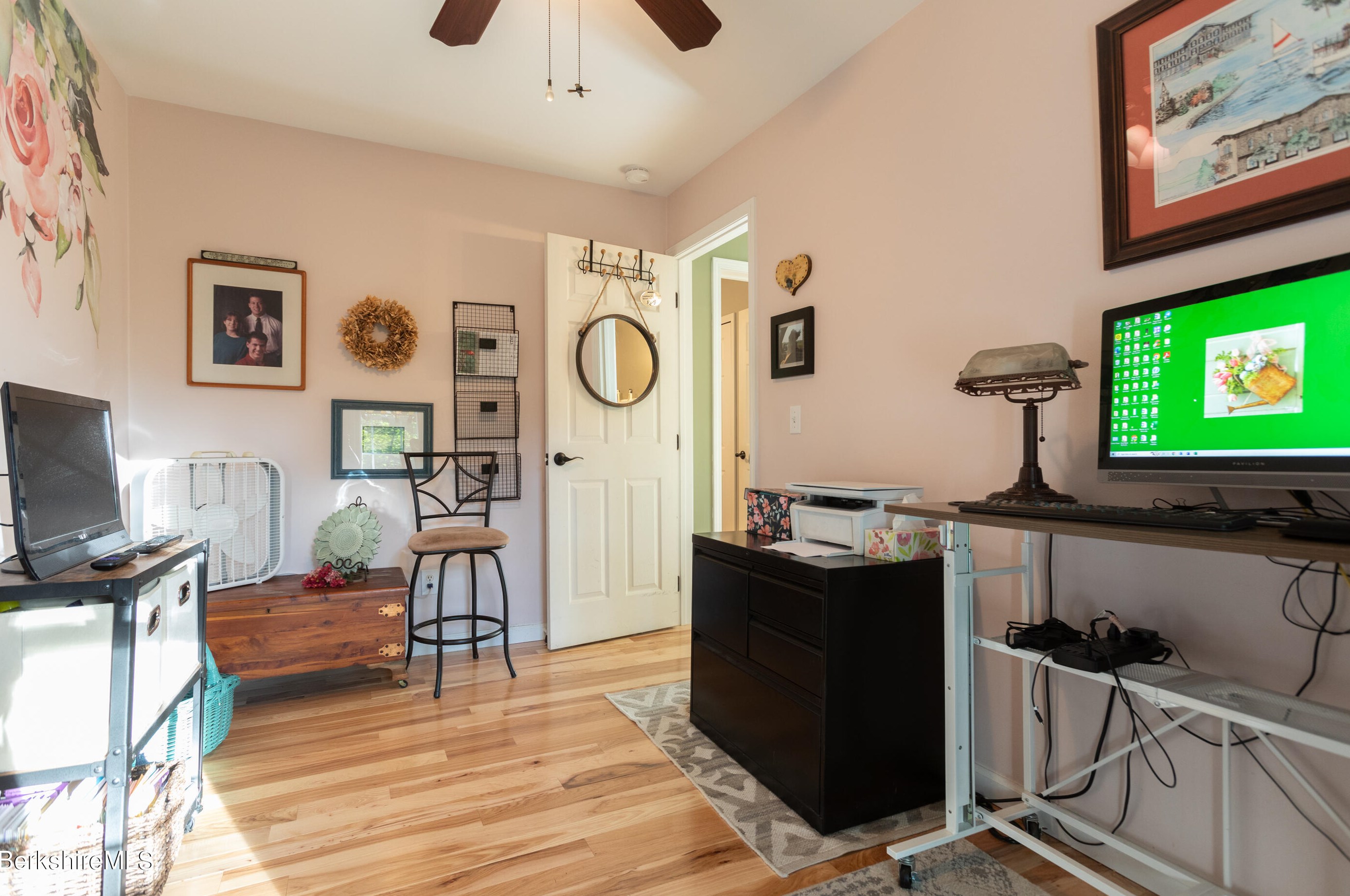 155 Scammell Ave, Pittsfield MA  01201-3435 exterior