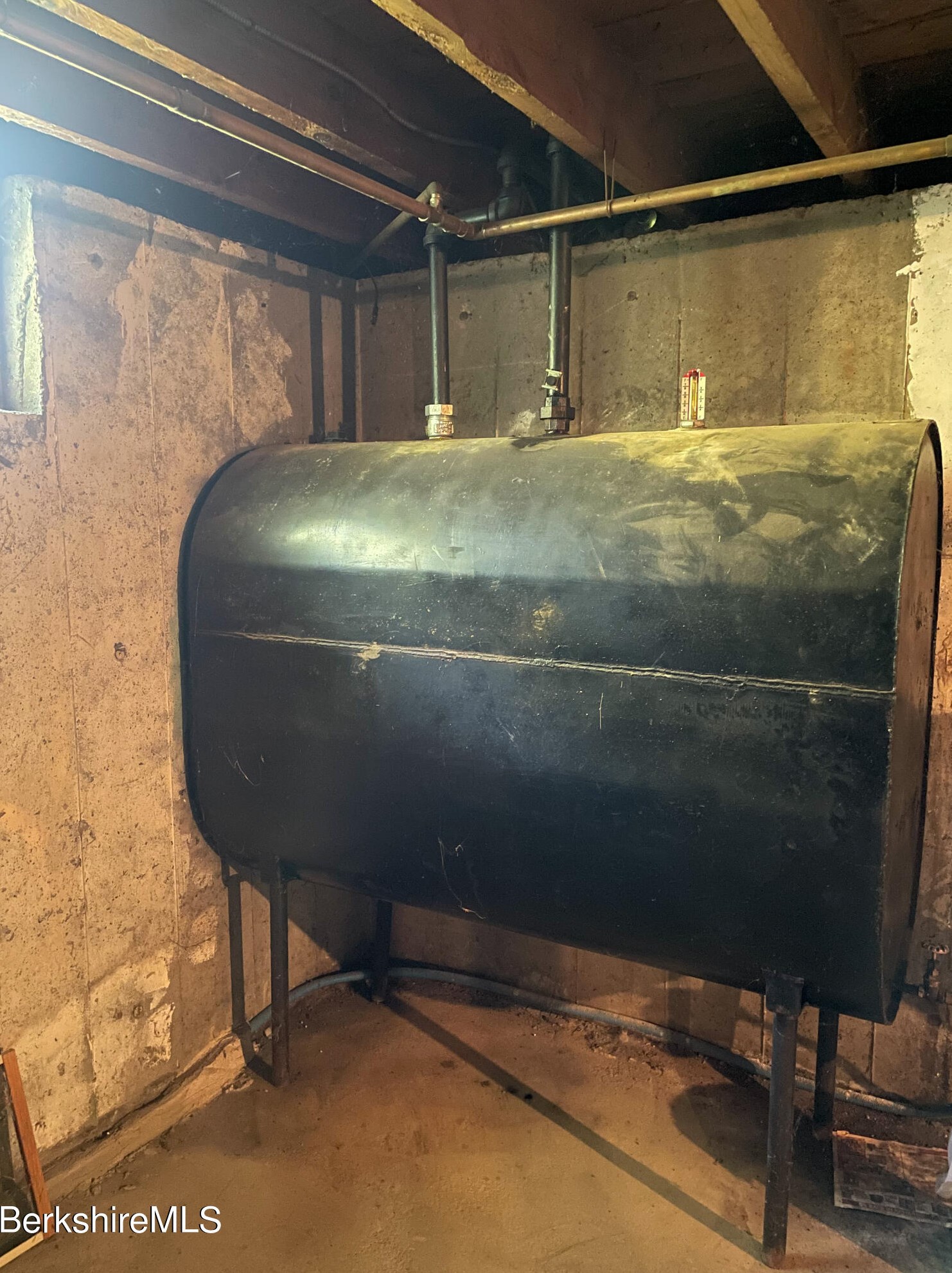 316 Connecticut Ave, Pittsfield MA 01201-3607 exterior