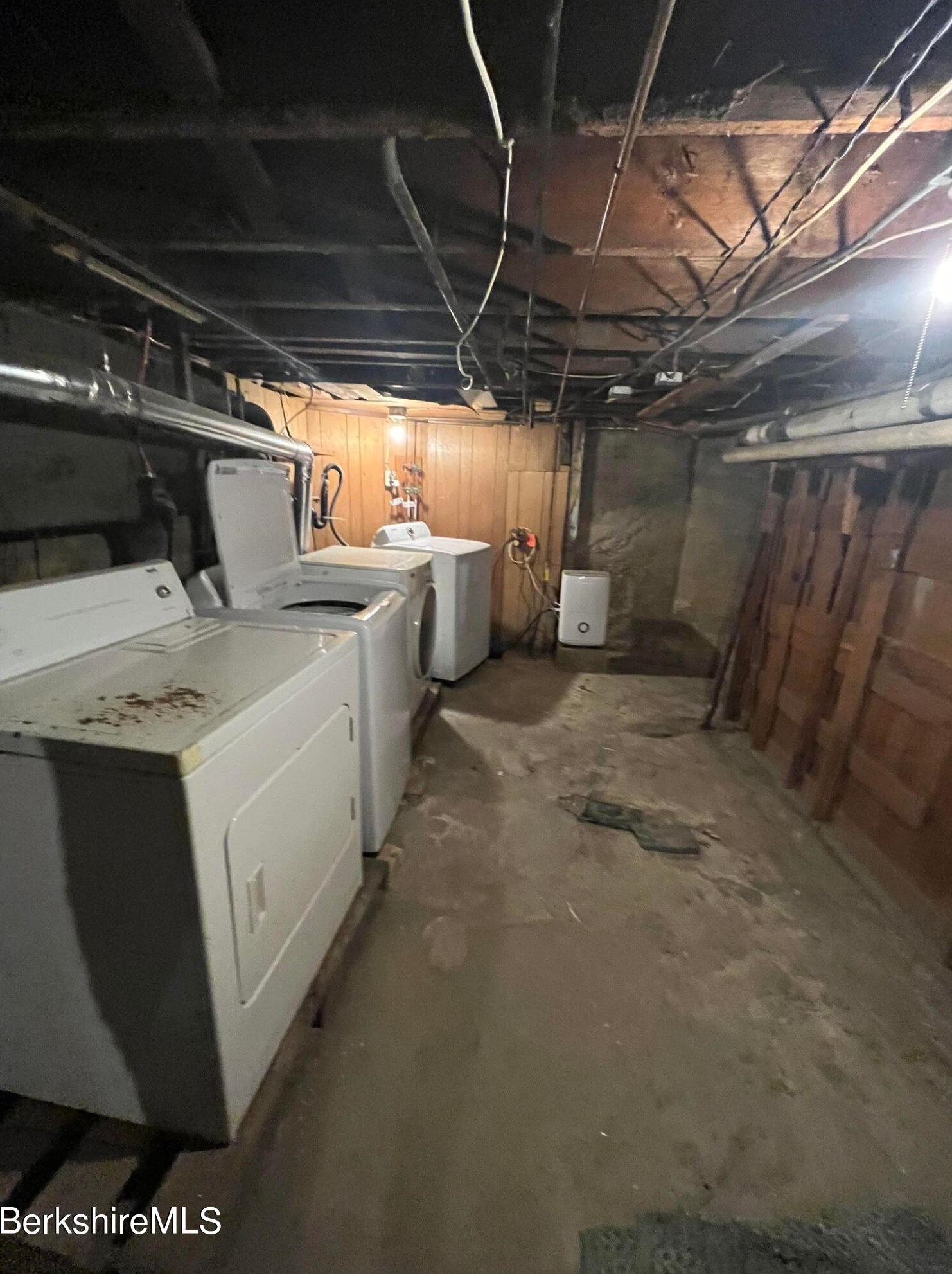 14 Marcella Ave, Pittsfield MA  01201-5611 exterior