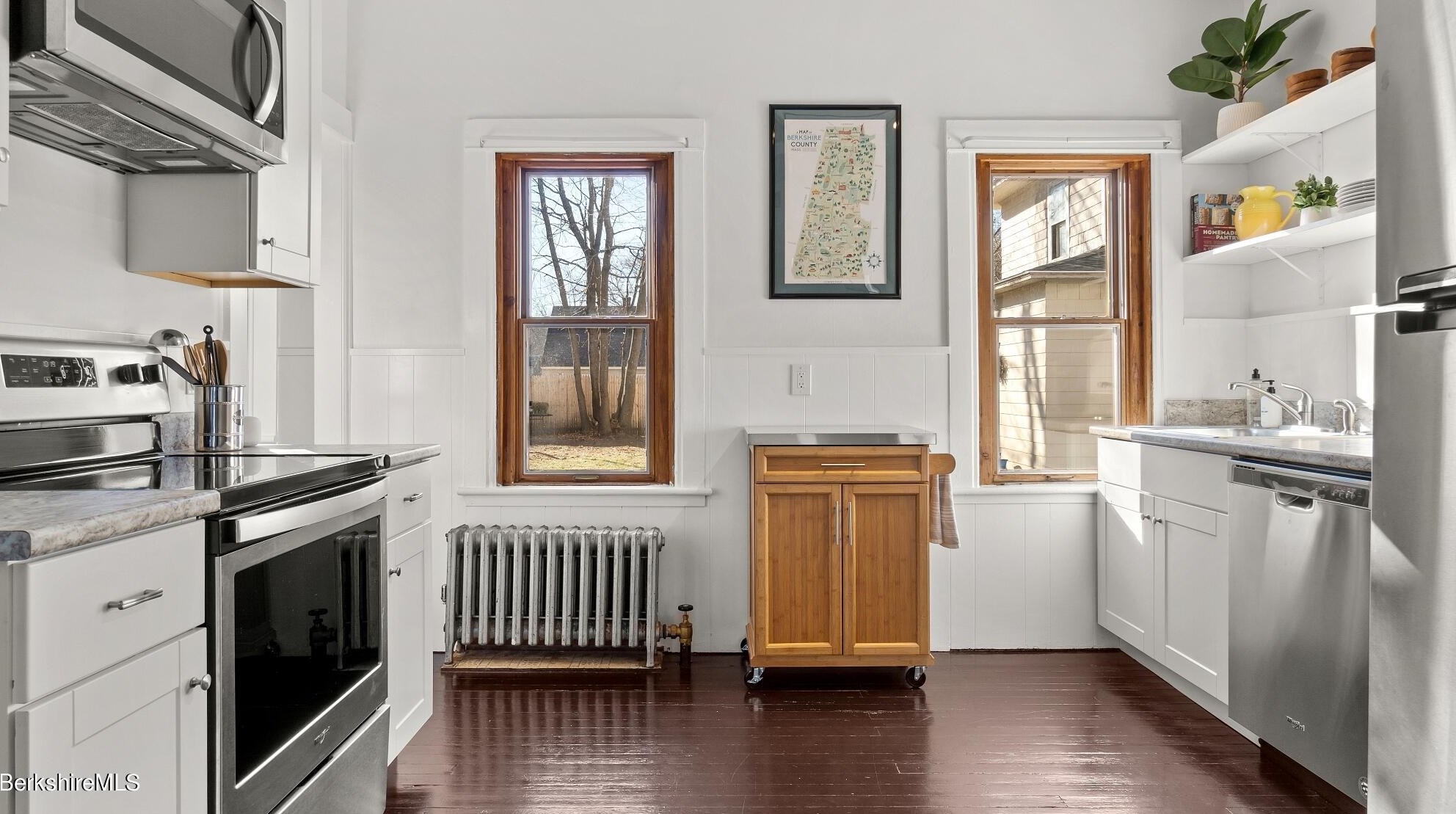 14 Marcella Ave, Pittsfield MA  01201-5611 exterior