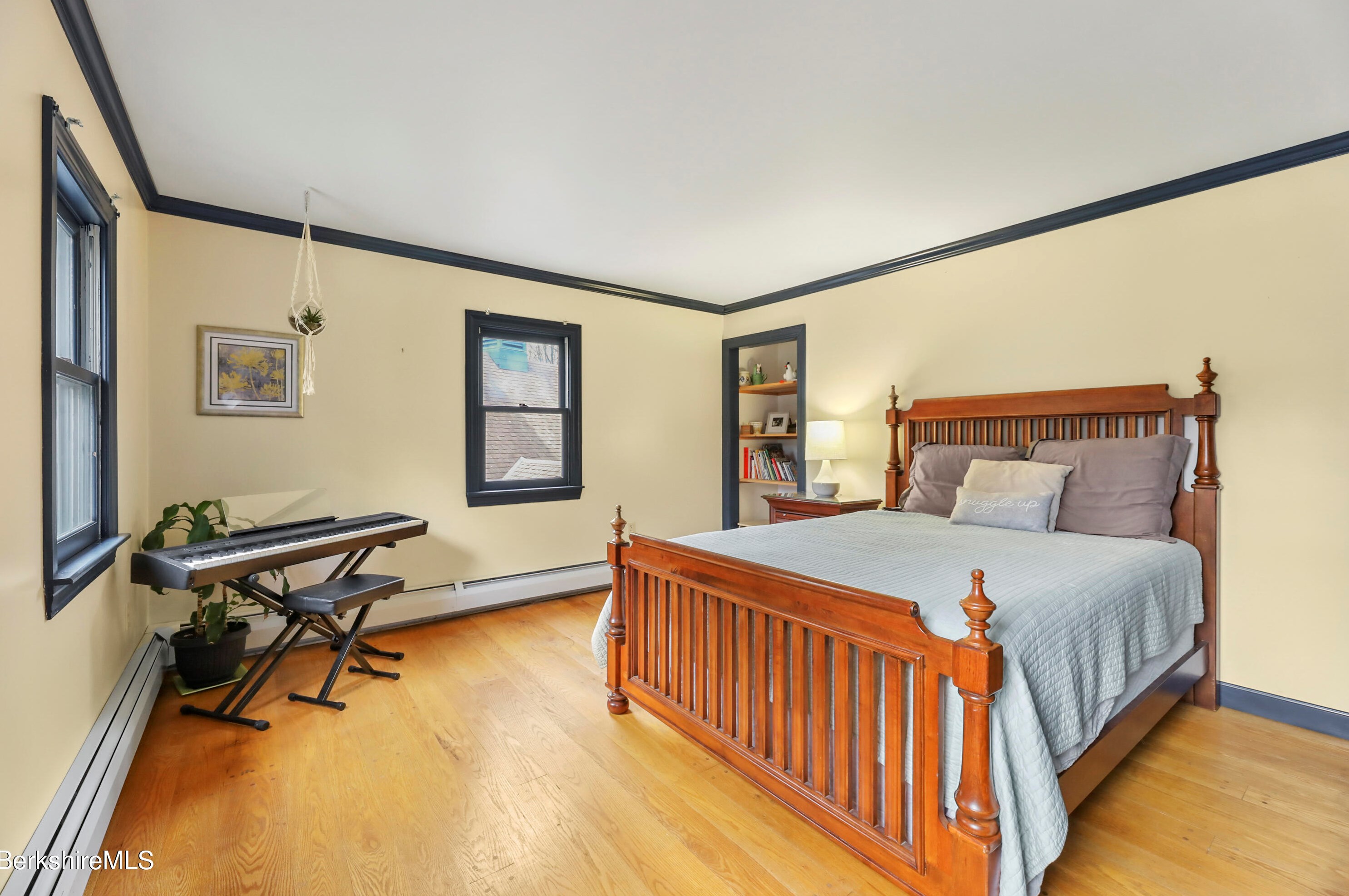 298 Old Dalton Rd, Peru MA  01235-9304 exterior