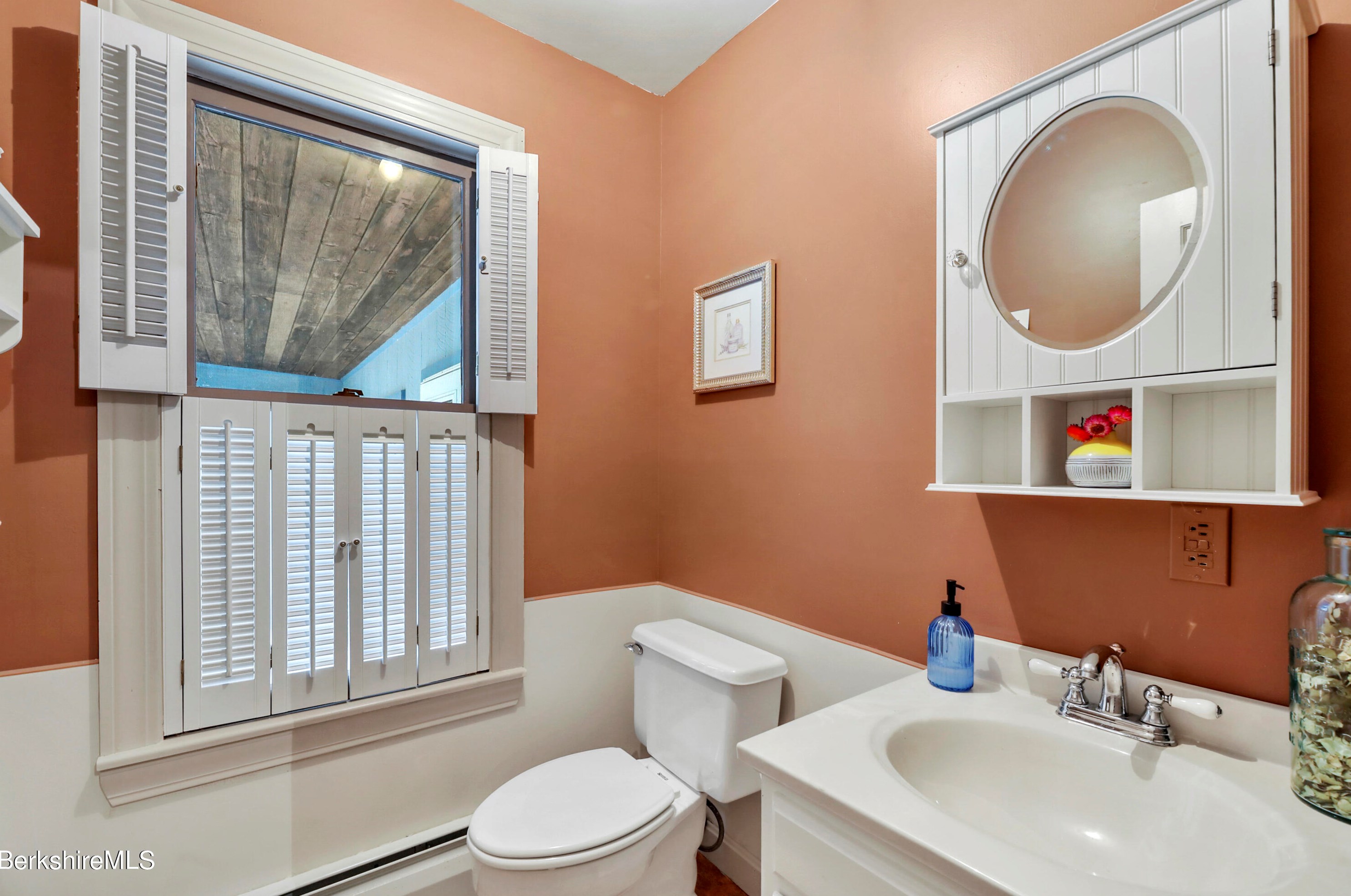 298 Old Dalton Rd, Peru MA  01235-9304 exterior