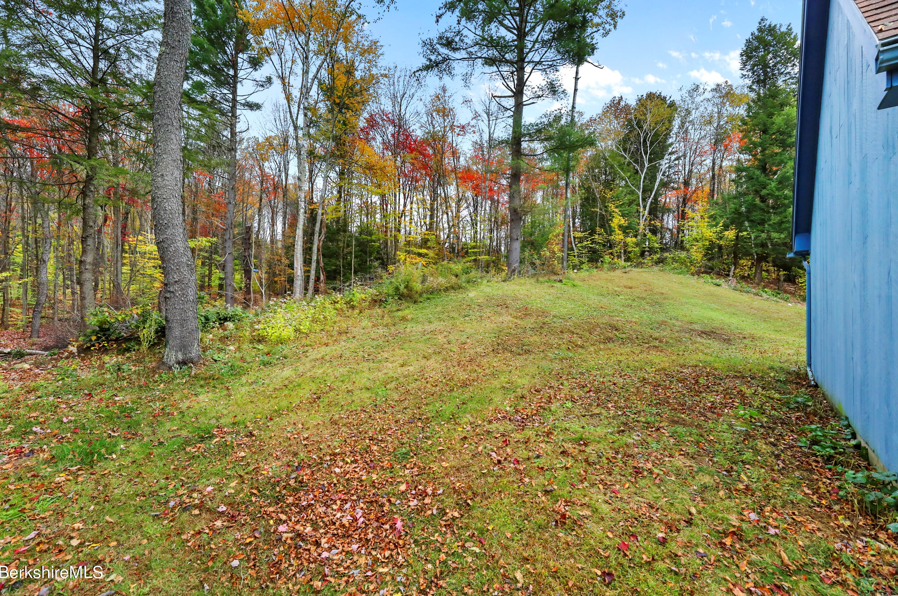 298 Old Dalton Rd, Peru MA  01235-9304 exterior