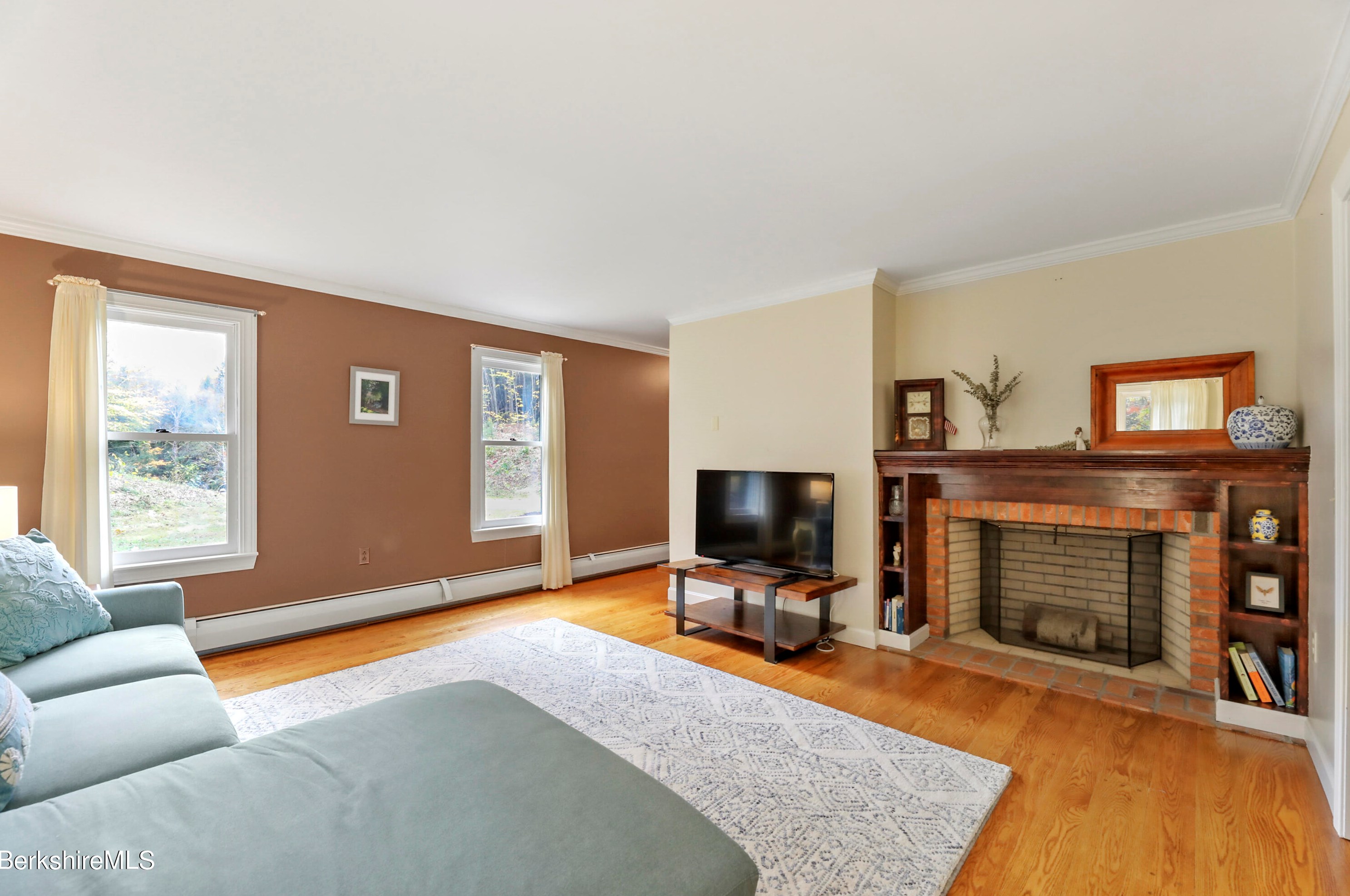 298 Old Dalton Rd, Peru MA  01235-9304 exterior