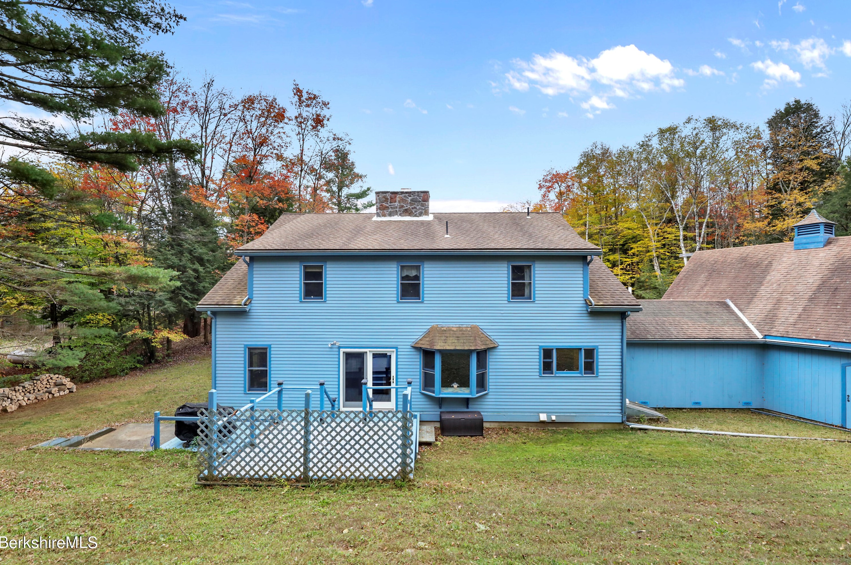 298 Old Dalton Rd, Peru MA  01235-9304 exterior