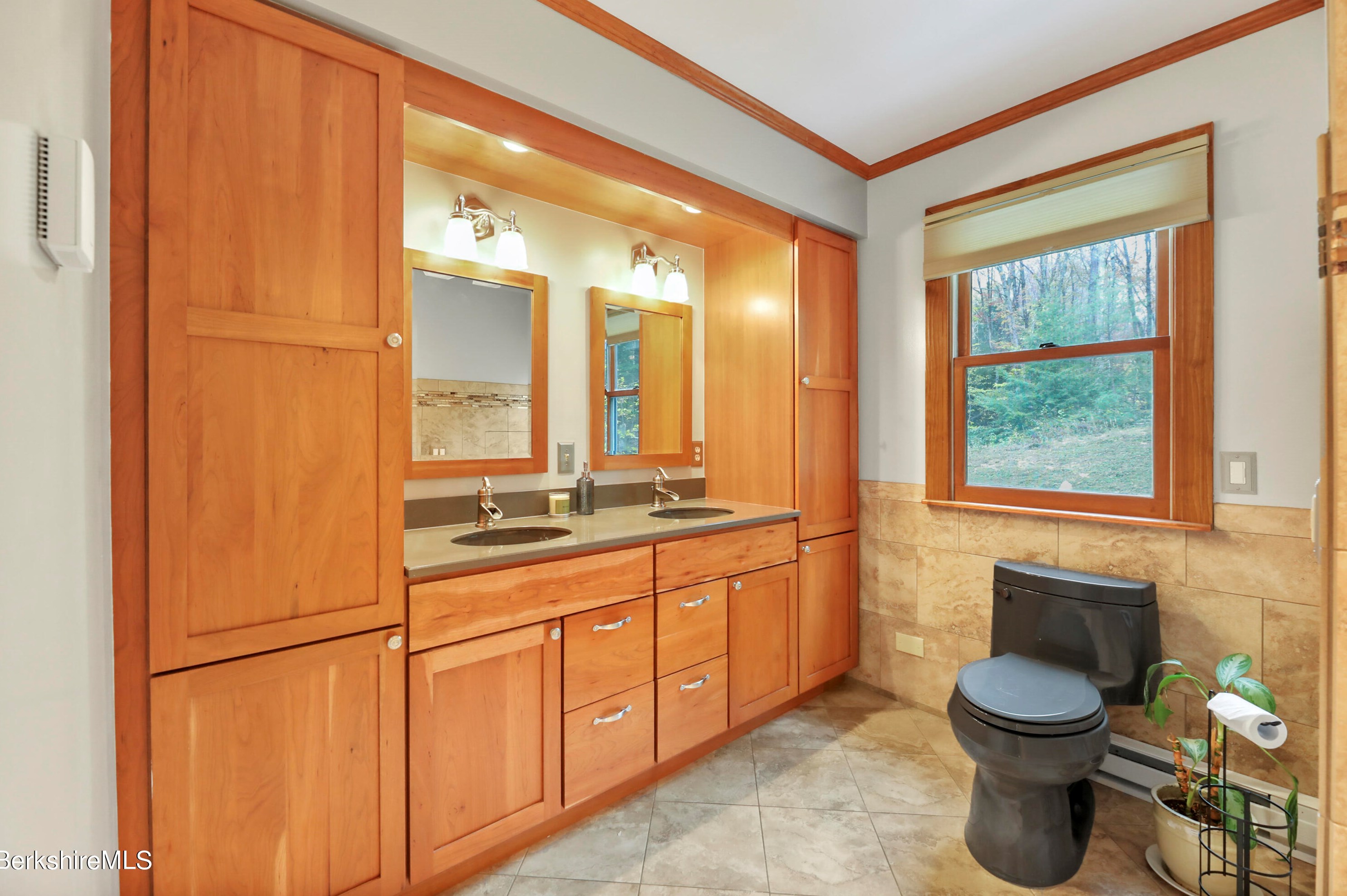 298 Old Dalton Rd, Peru MA  01235-9304 exterior