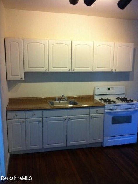 198 Un St, Pittsfield MA  01201-4530 exterior