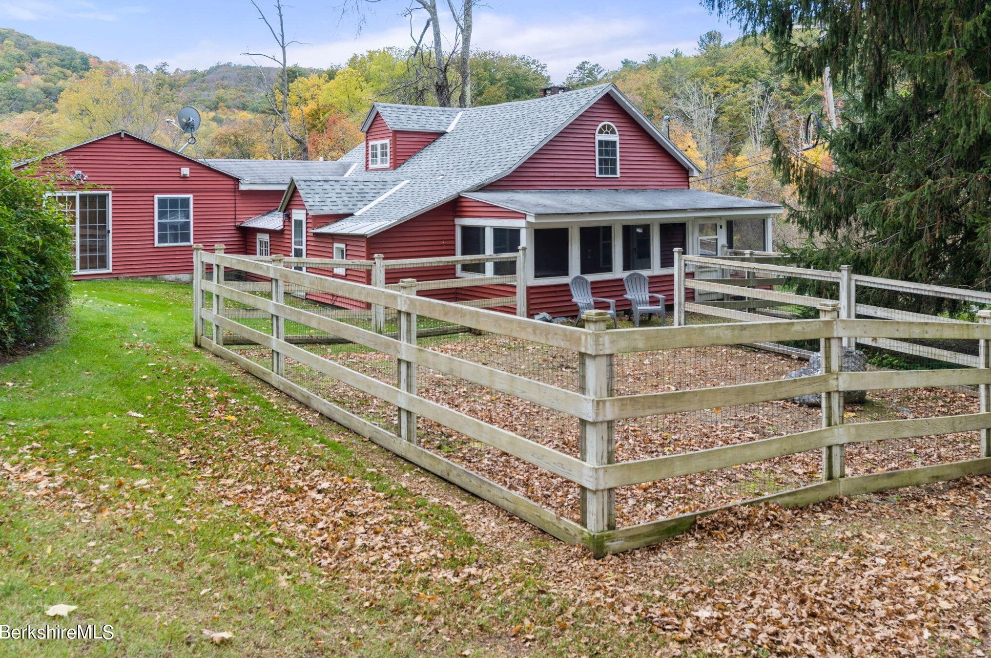 1 Tyrell Rd, Mount Washington, MA 01258