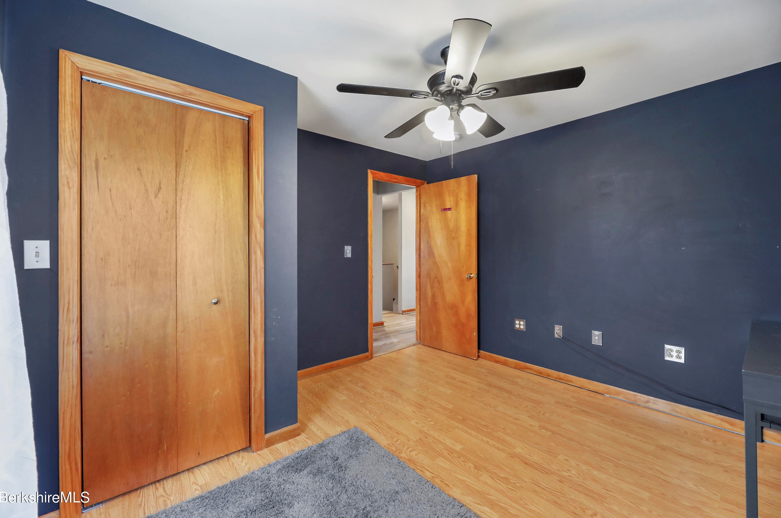 35 Whitman St, Clarksburg MA 01247-3818 exterior