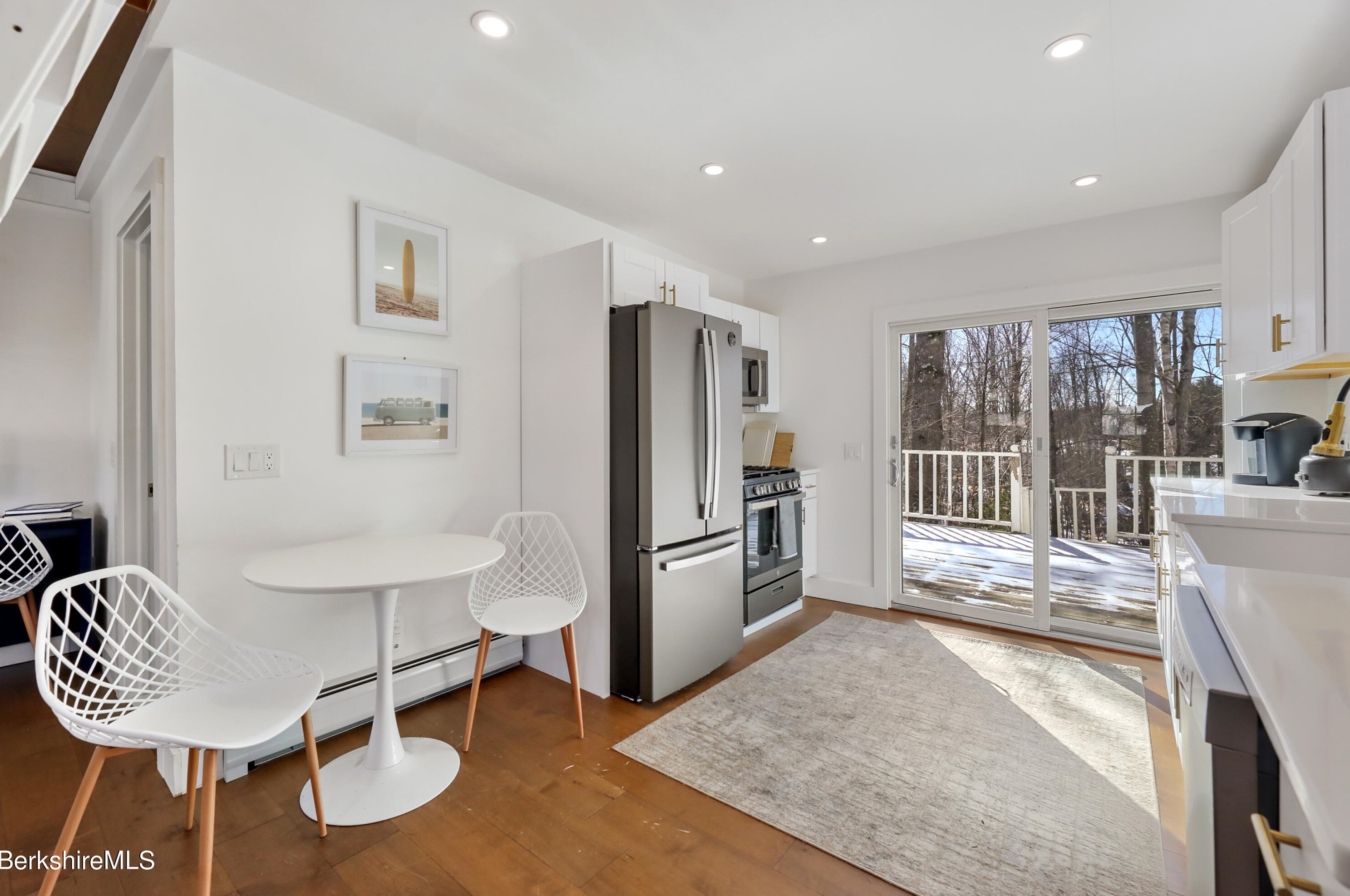 318 George Schnopp Rd, Peru MA  01235-9476 exterior