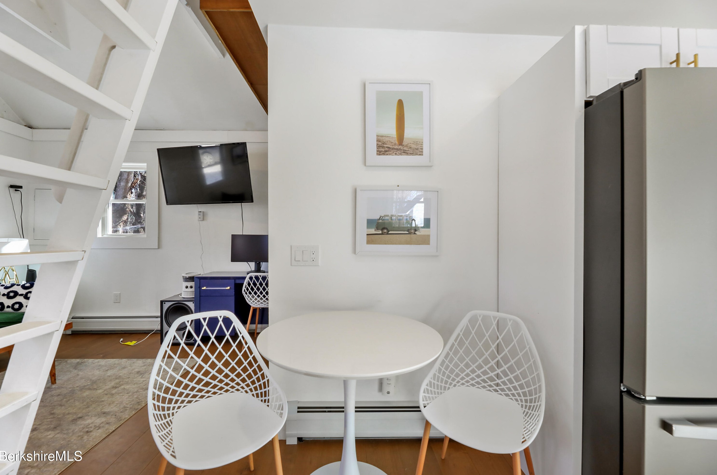 318 George Schnopp Rd, Peru MA  01235-9476 exterior