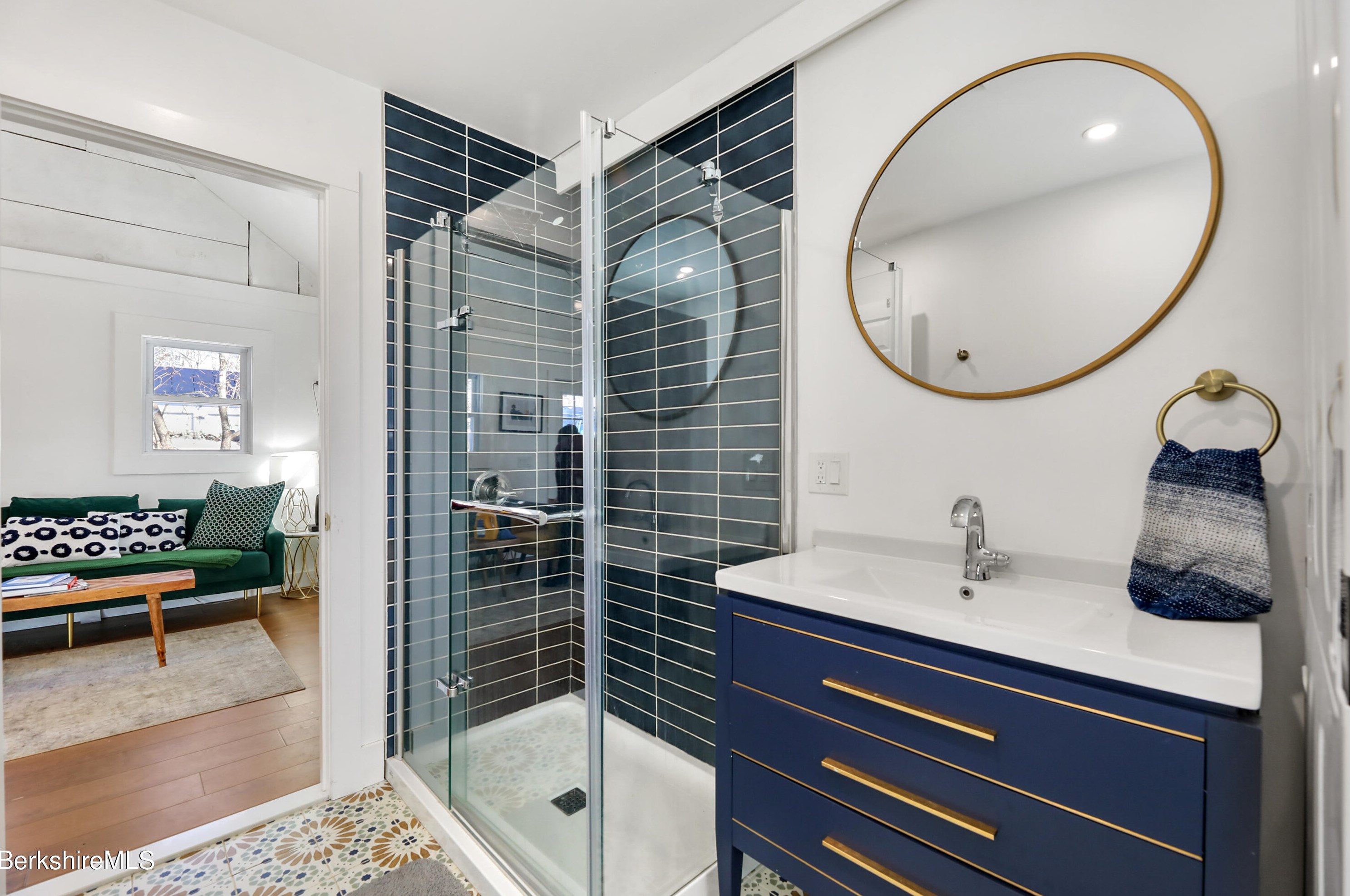 318 George Schnopp Rd, Peru MA  01235-9476 exterior