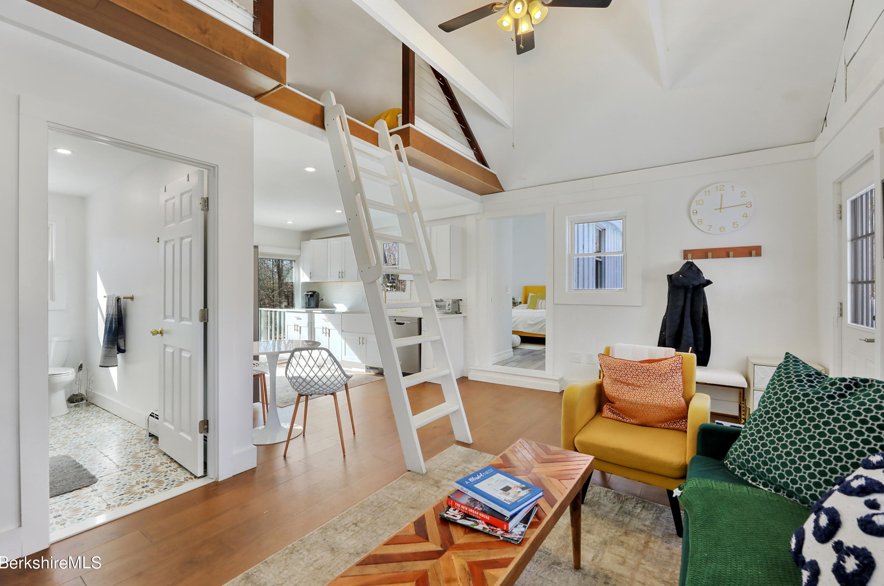 318 George Schnopp Rd, Peru MA  01235-9476 exterior