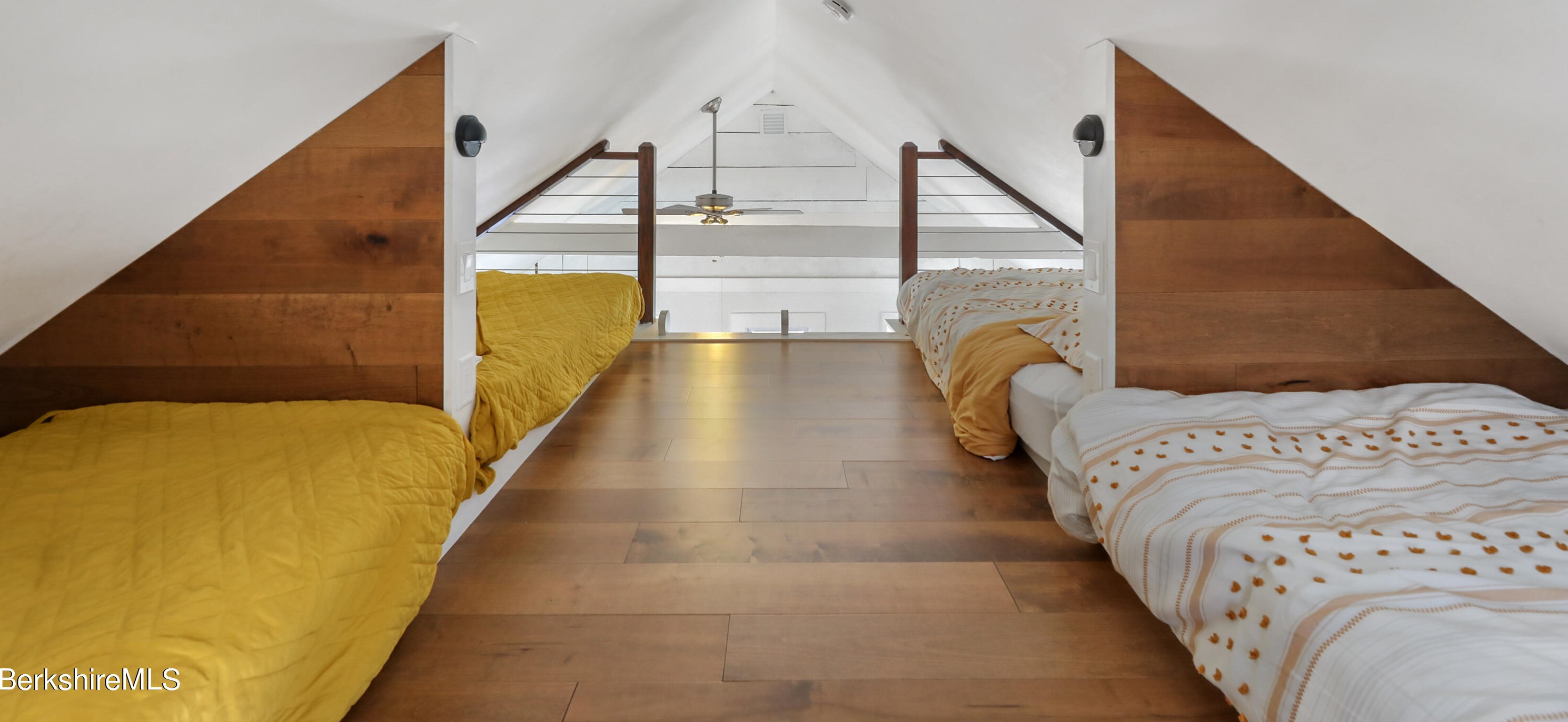 318 George Schnopp Rd, Peru MA  01235-9476 exterior