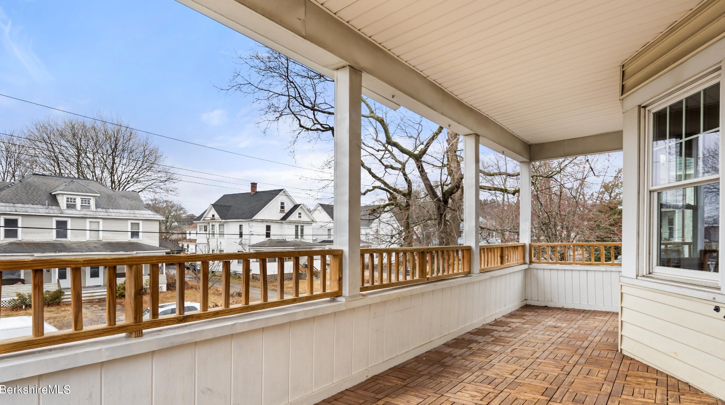 16 Pine St, Pittsfield MA  01201-4212 exterior