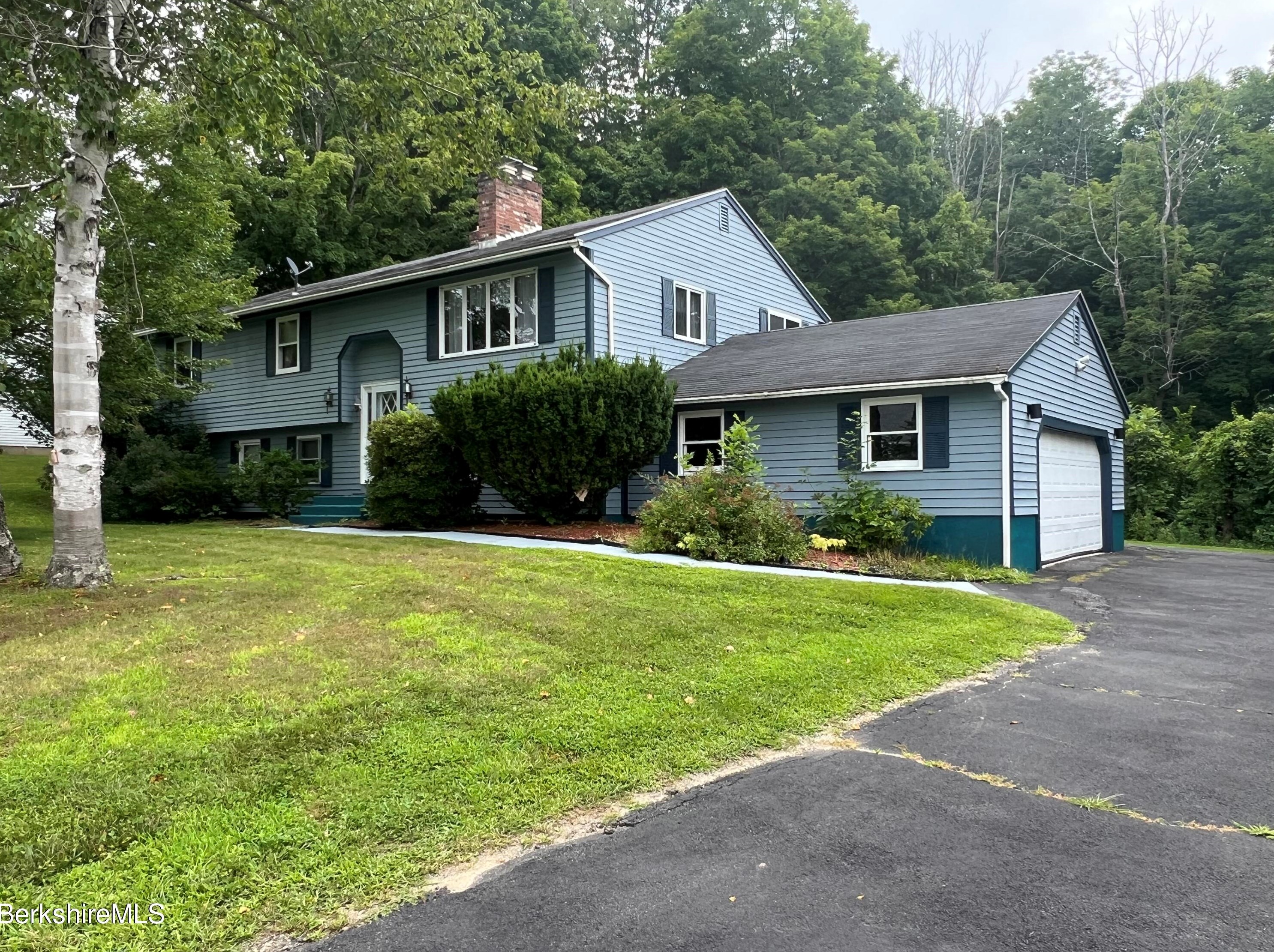 28 Barton Hill Rd, Dalton, MA 01226