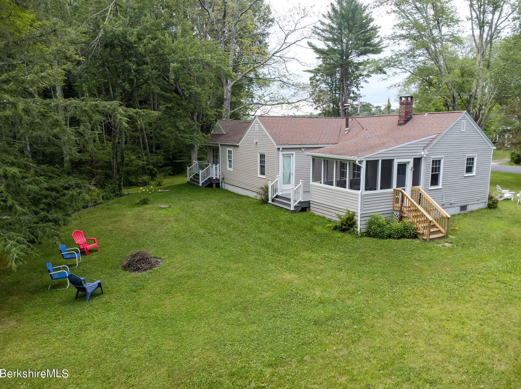 52 Sheffield Rd, Mount Washington, MA 01258