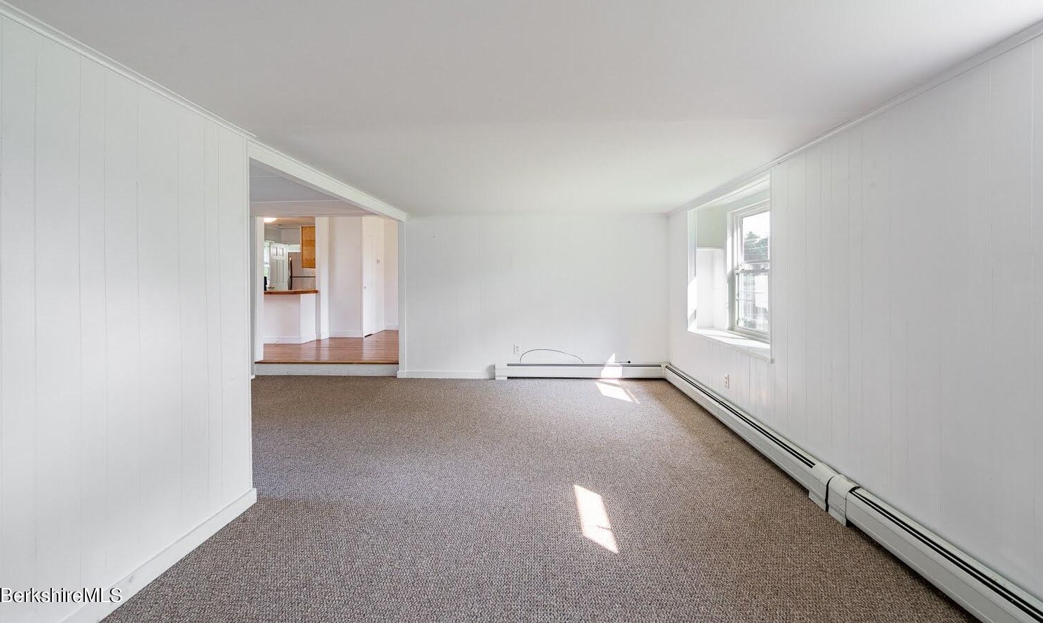 590 Main St, Sheffield MA 01257-9696 exterior