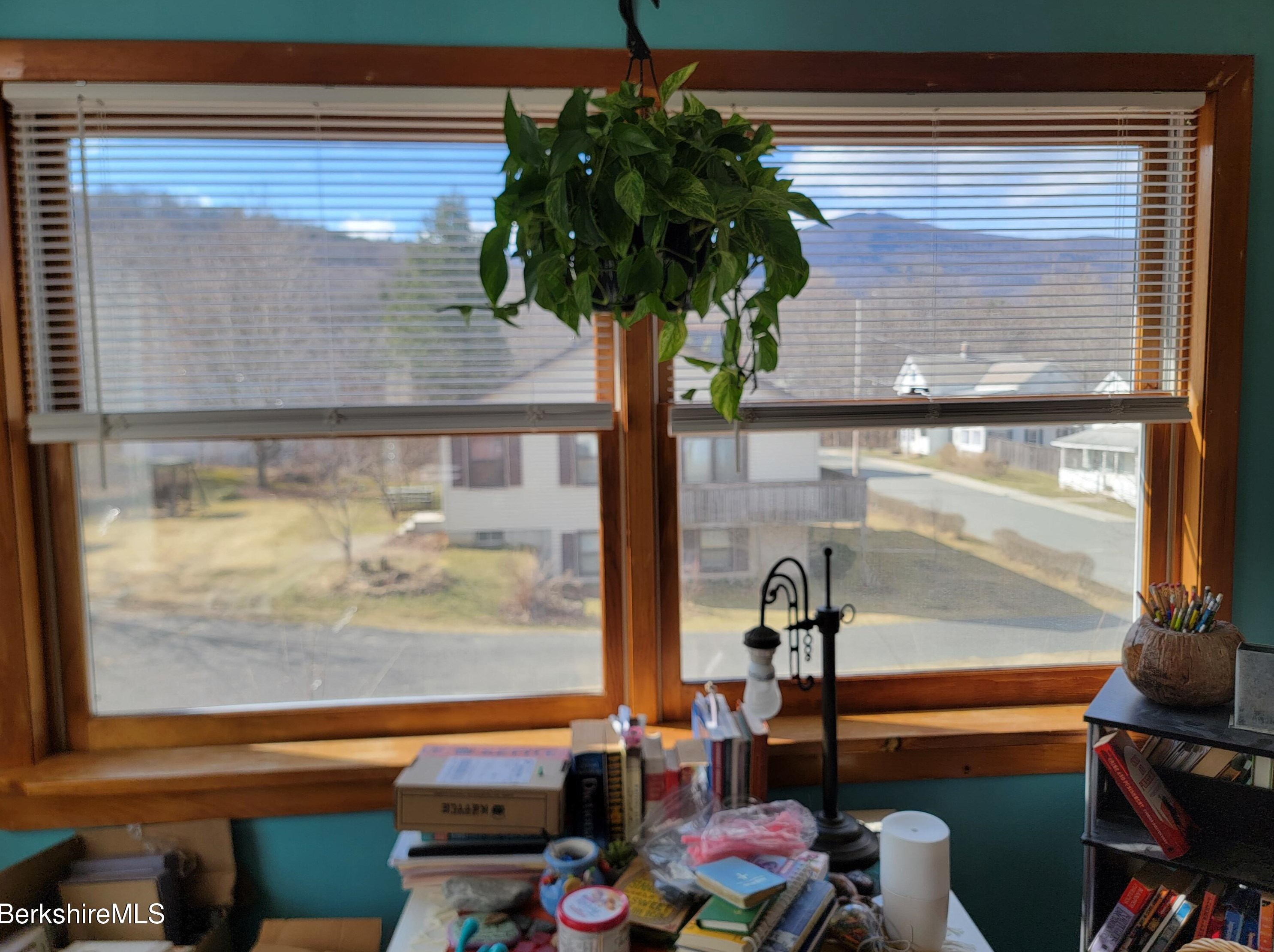 12 Pearl St, Adams MA  01220-2123 exterior