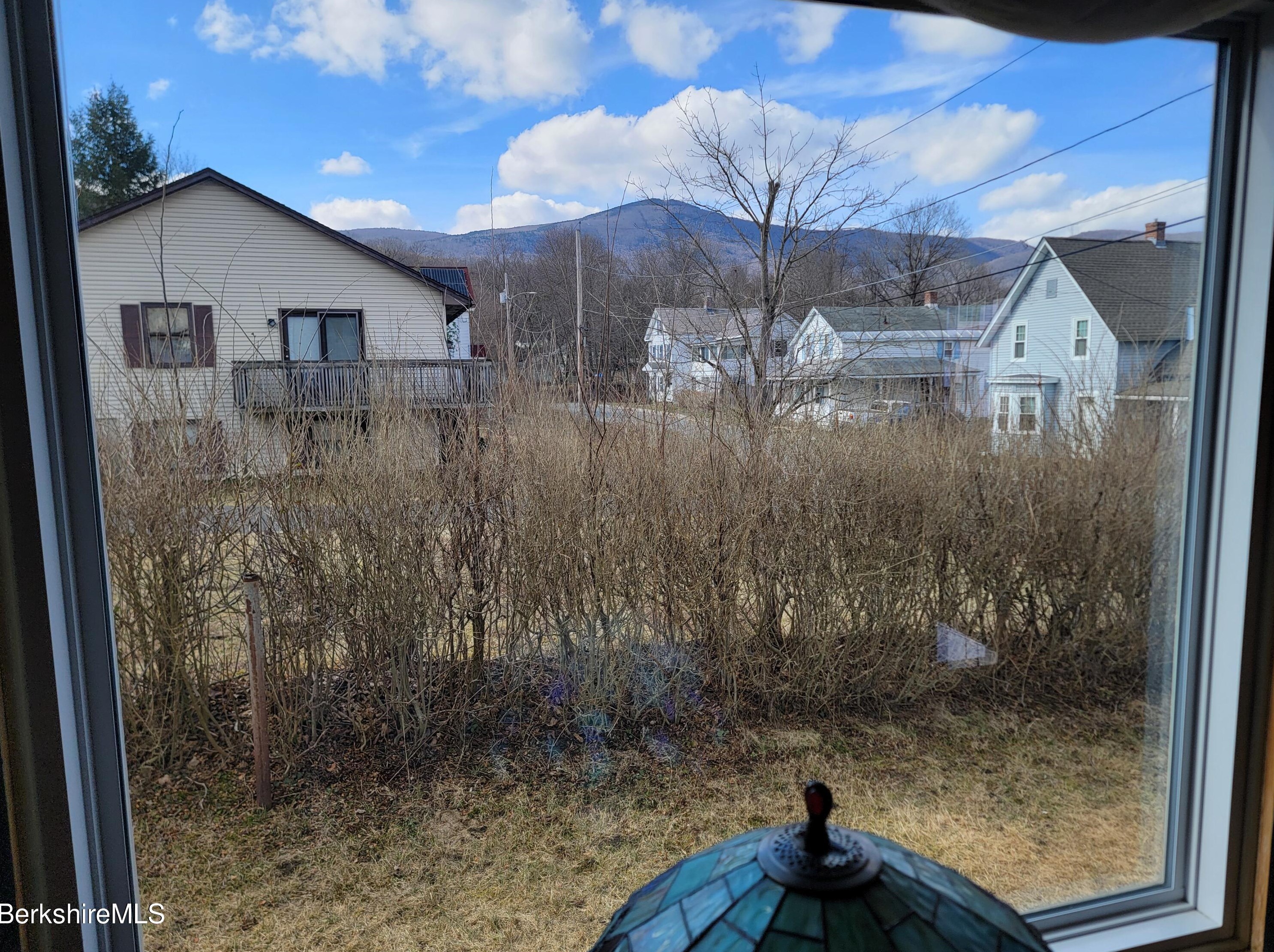 12 Pearl St, Adams MA  01220-2123 exterior