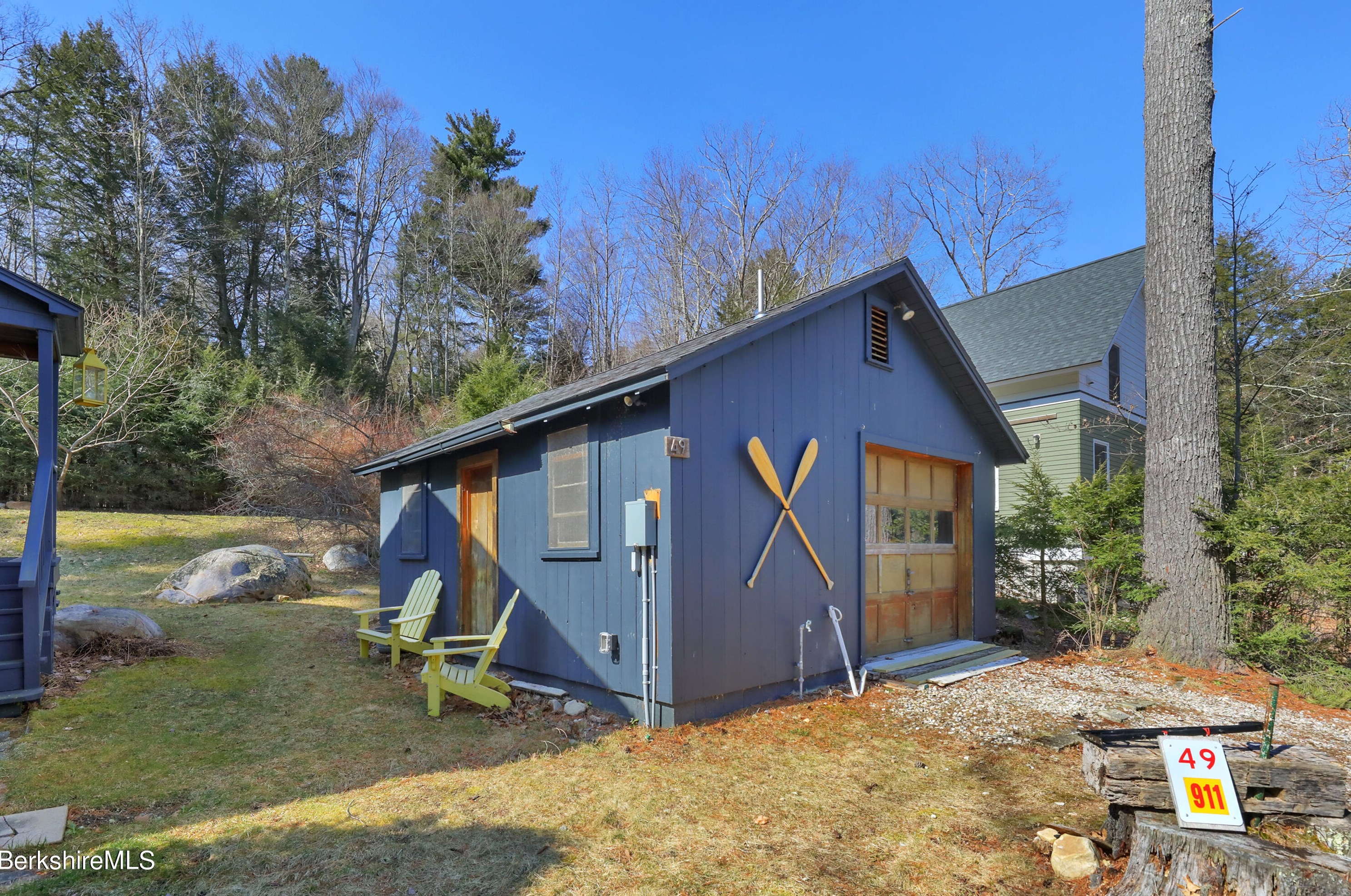 49 Pine Rd, Great-Barrington, MA 01230 exterior
